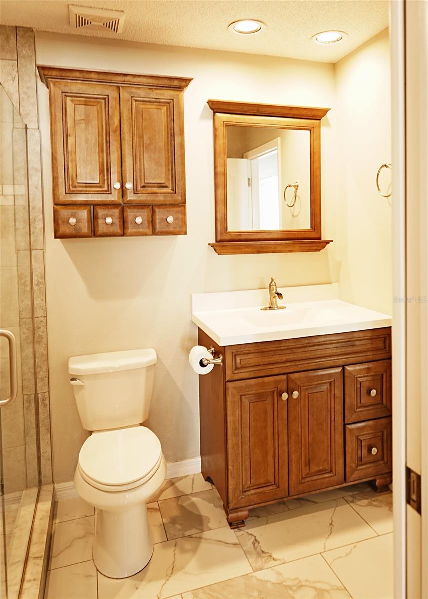 Image 34 of 36 For 802 Capri Isles Boulevard 231