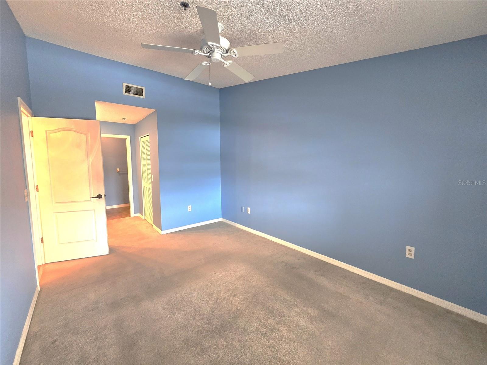 Image 17 of 43 For 7201 29th Avenue Drive W 306
