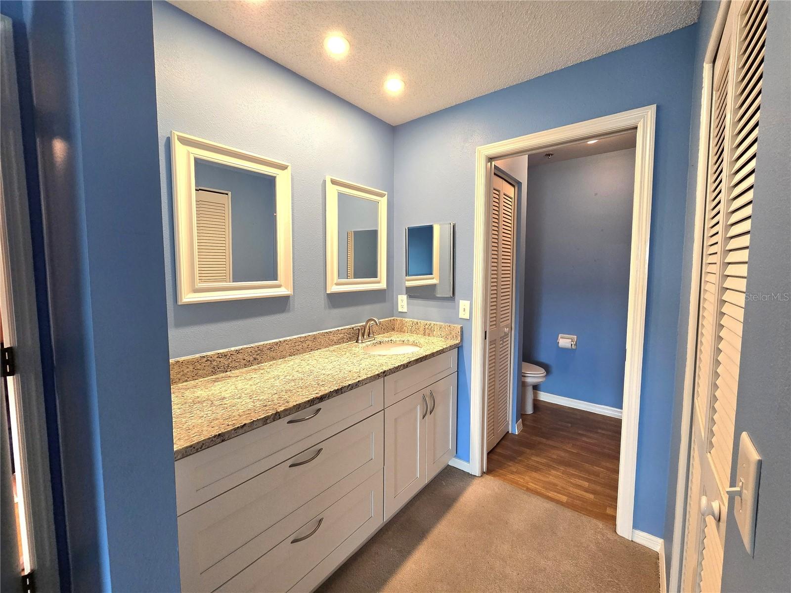 Image 18 of 43 For 7201 29th Avenue Drive W 306