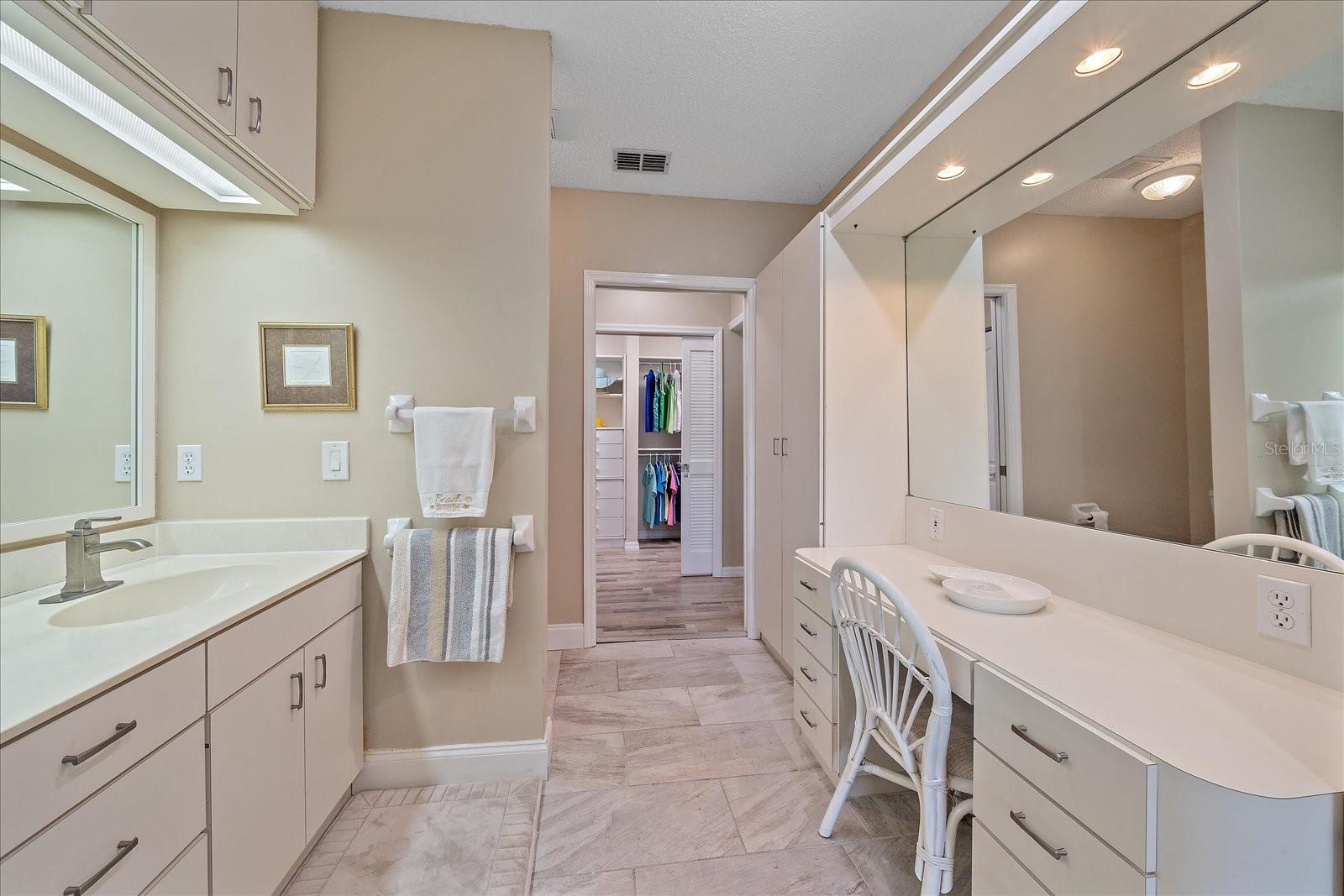 Image 23 of 40 For 1432 Colony Place