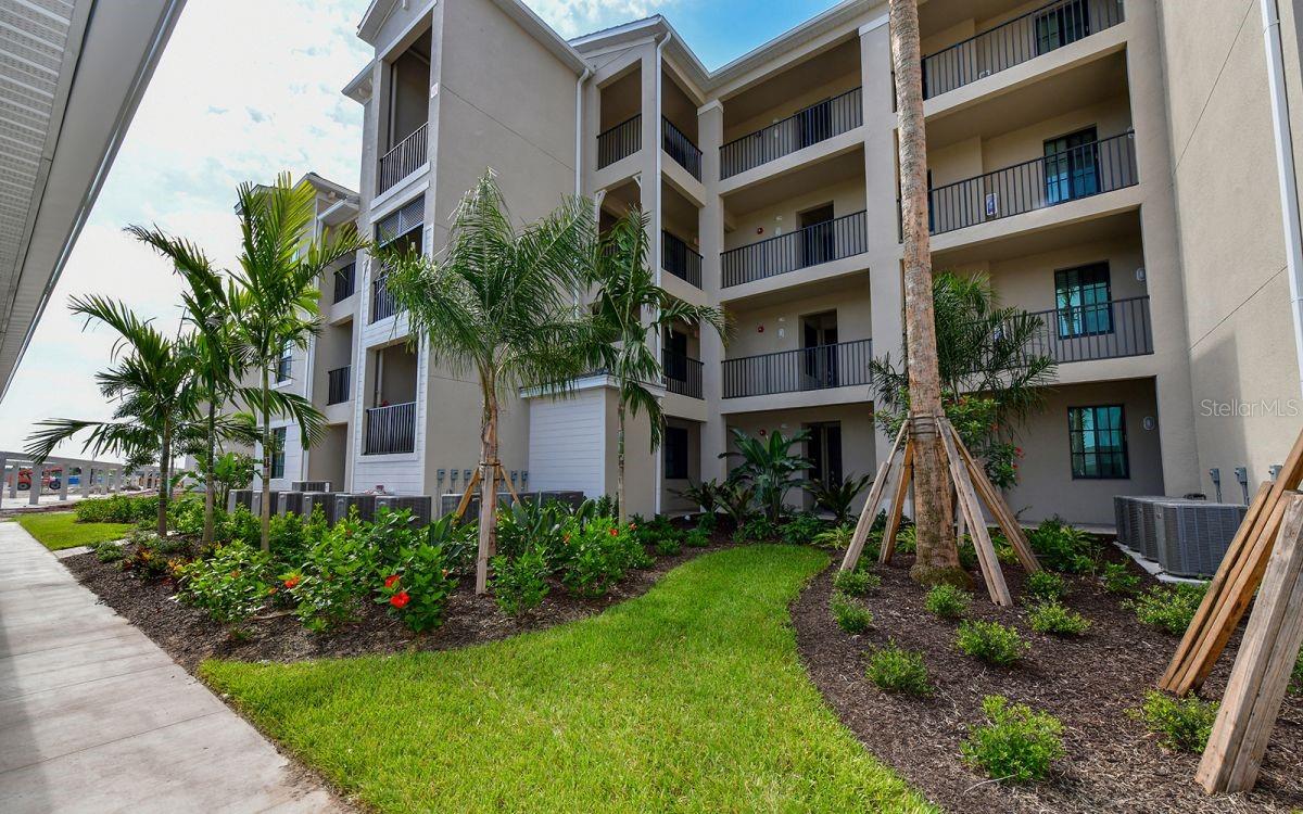 Image 3 of 72 For 17520 Gawthrop Drive 101