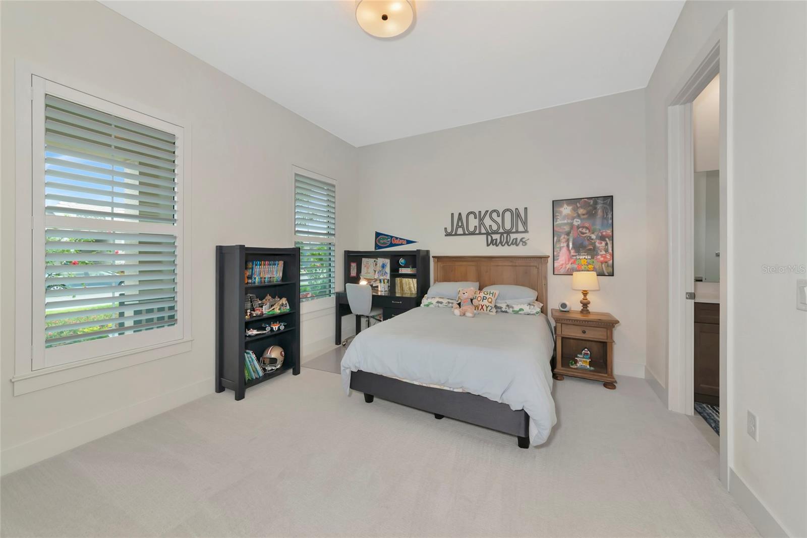 Image 39 of 72 For 17904 Palmiste Drive