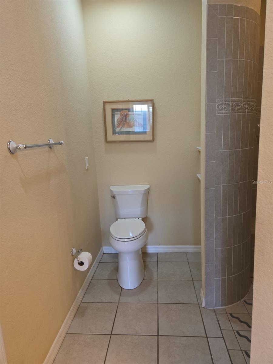 Image 11 of 16 For 24028 Park Place Drive S 32