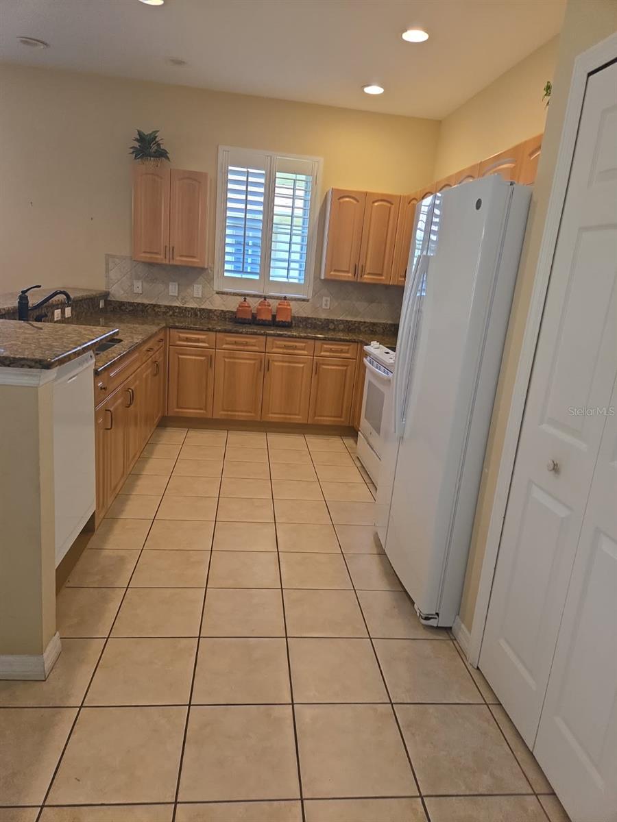 Image 3 of 16 For 24028 Park Place Drive S 32