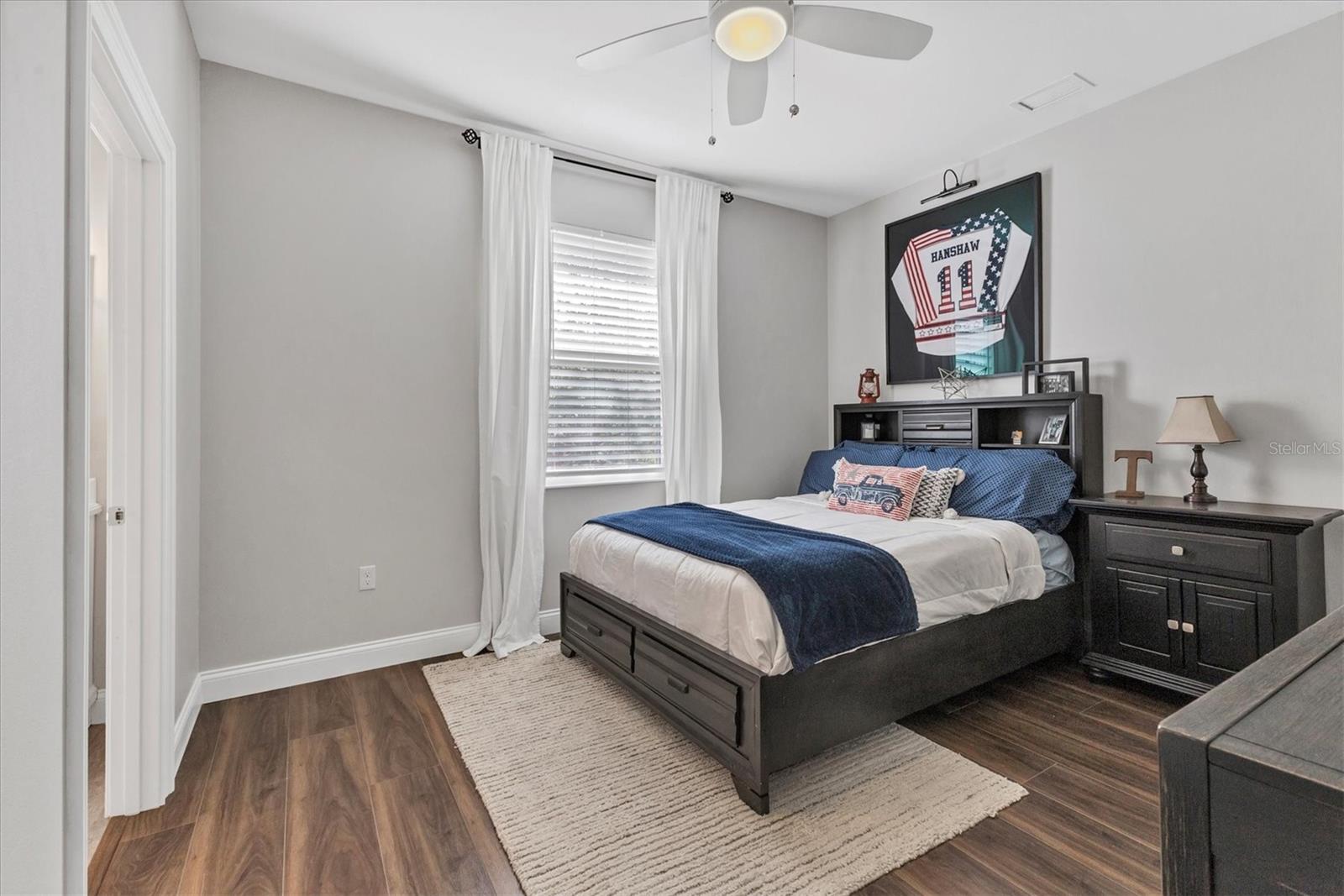 Image 36 of 46 For 6102 9th Avenue Cir Ne