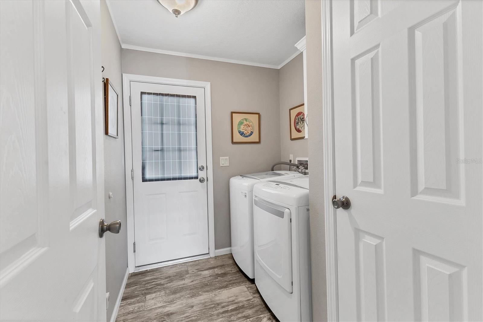 Image 20 of 30 For 2090 Palazza Drive