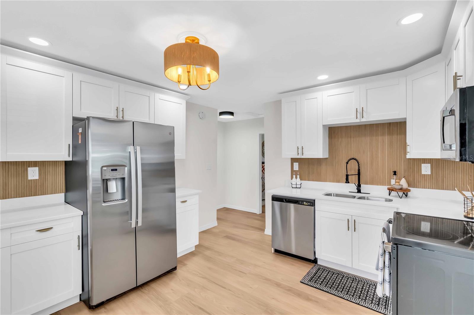 Image 16 of 34 For 1234 29th St N