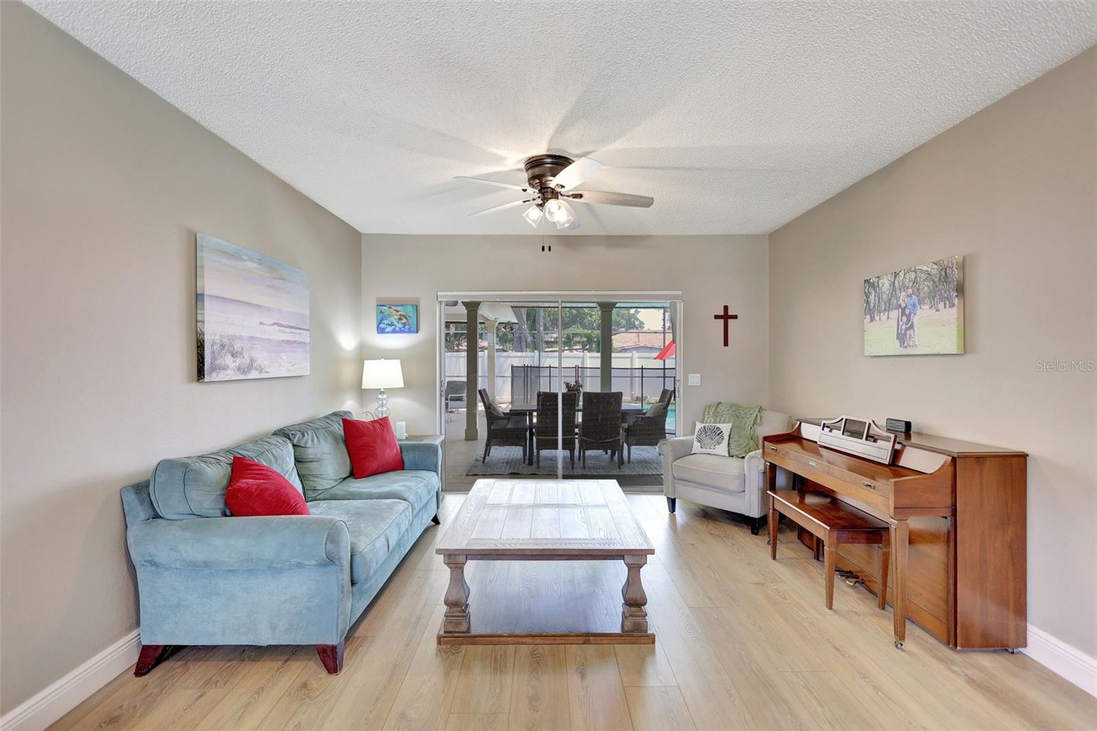 Image 10 of 79 For 5126 15th Avenue W