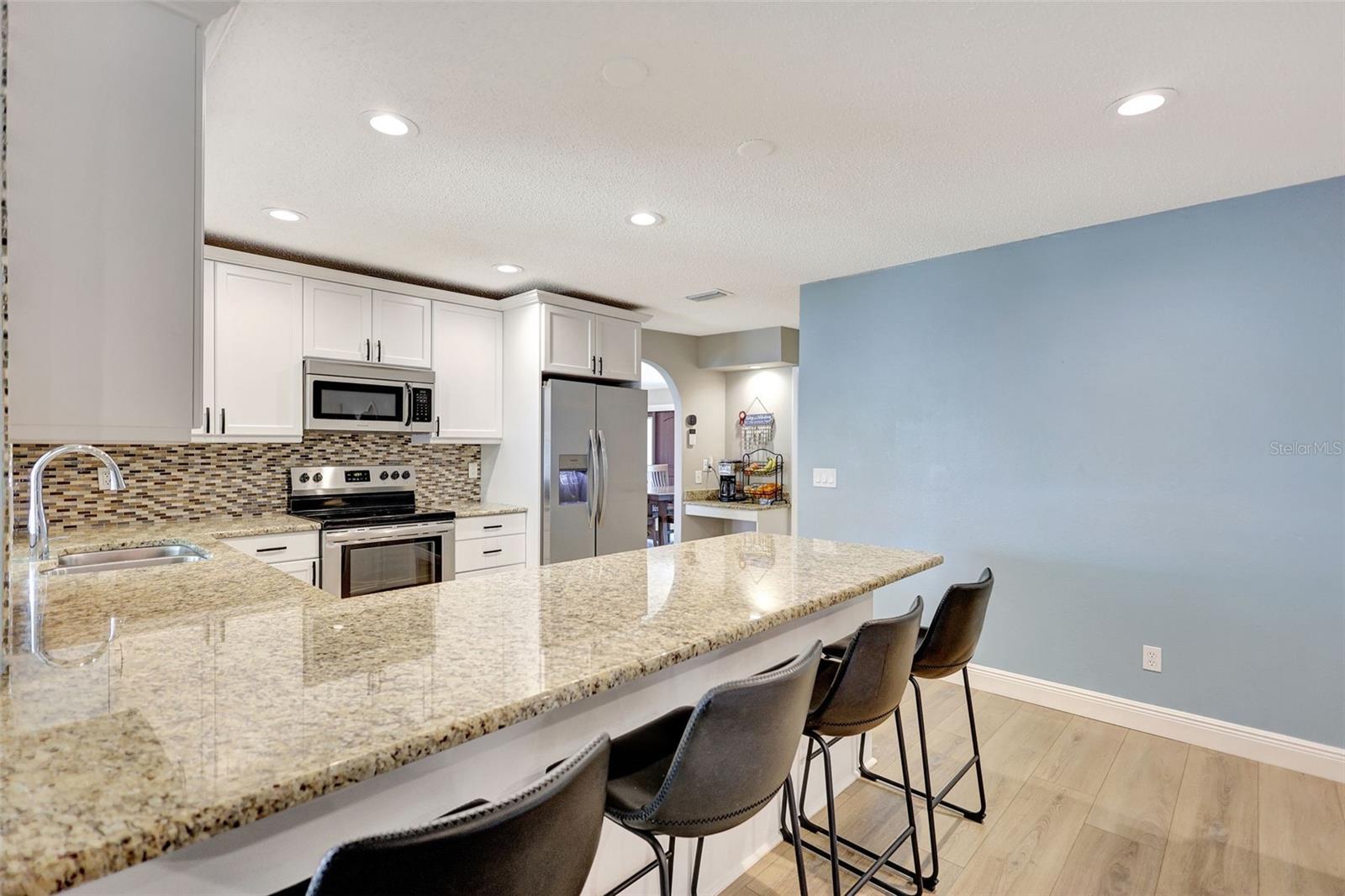 Image 25 of 79 For 5126 15th Avenue W