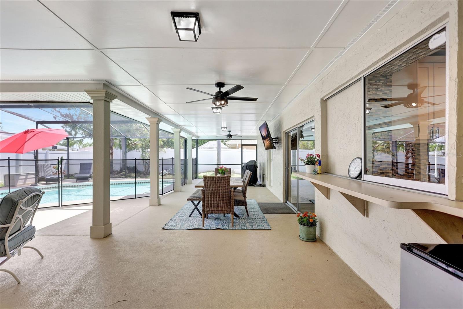 Image 42 of 79 For 5126 15th Avenue W