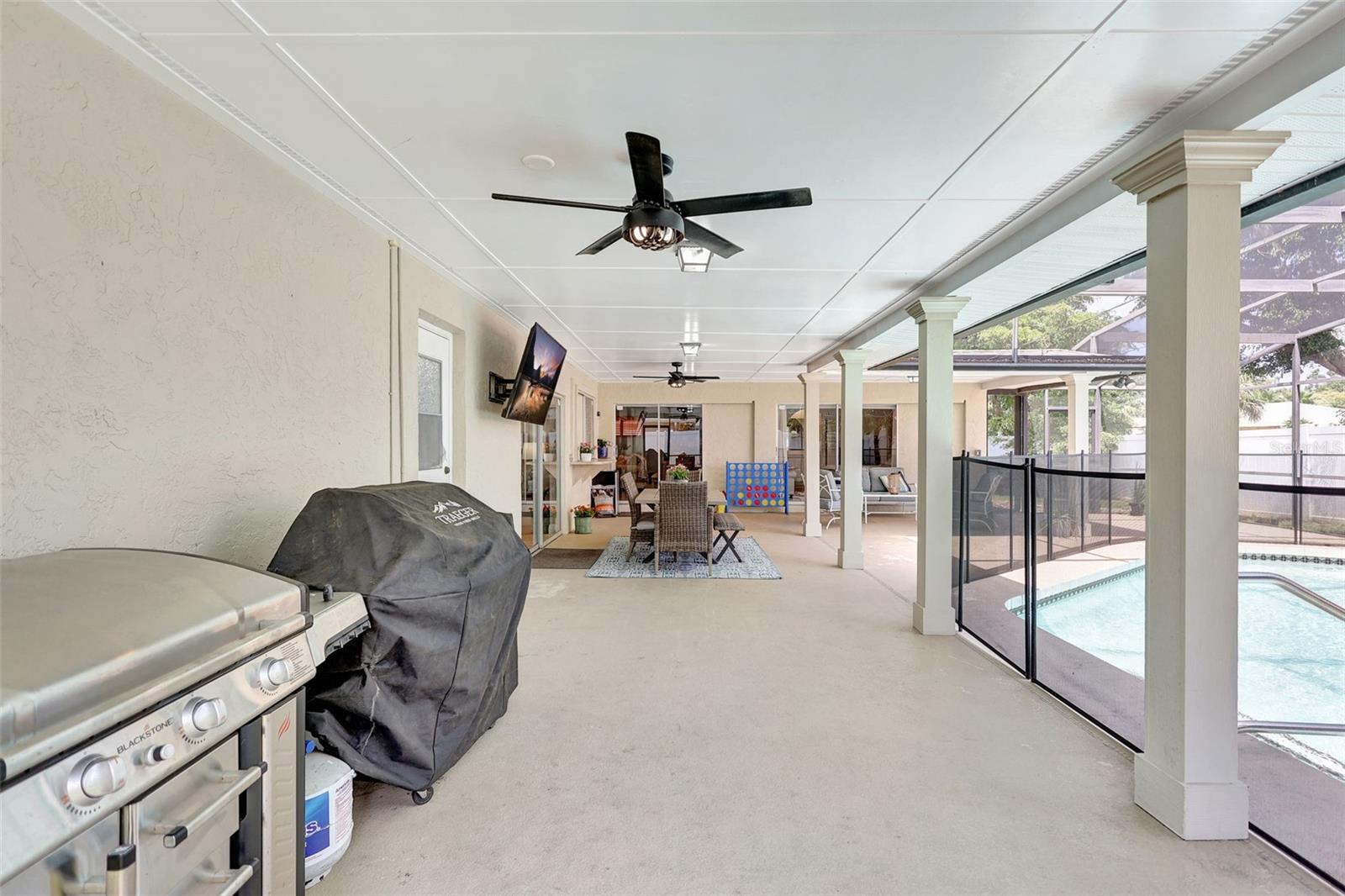 Image 45 of 79 For 5126 15th Avenue W