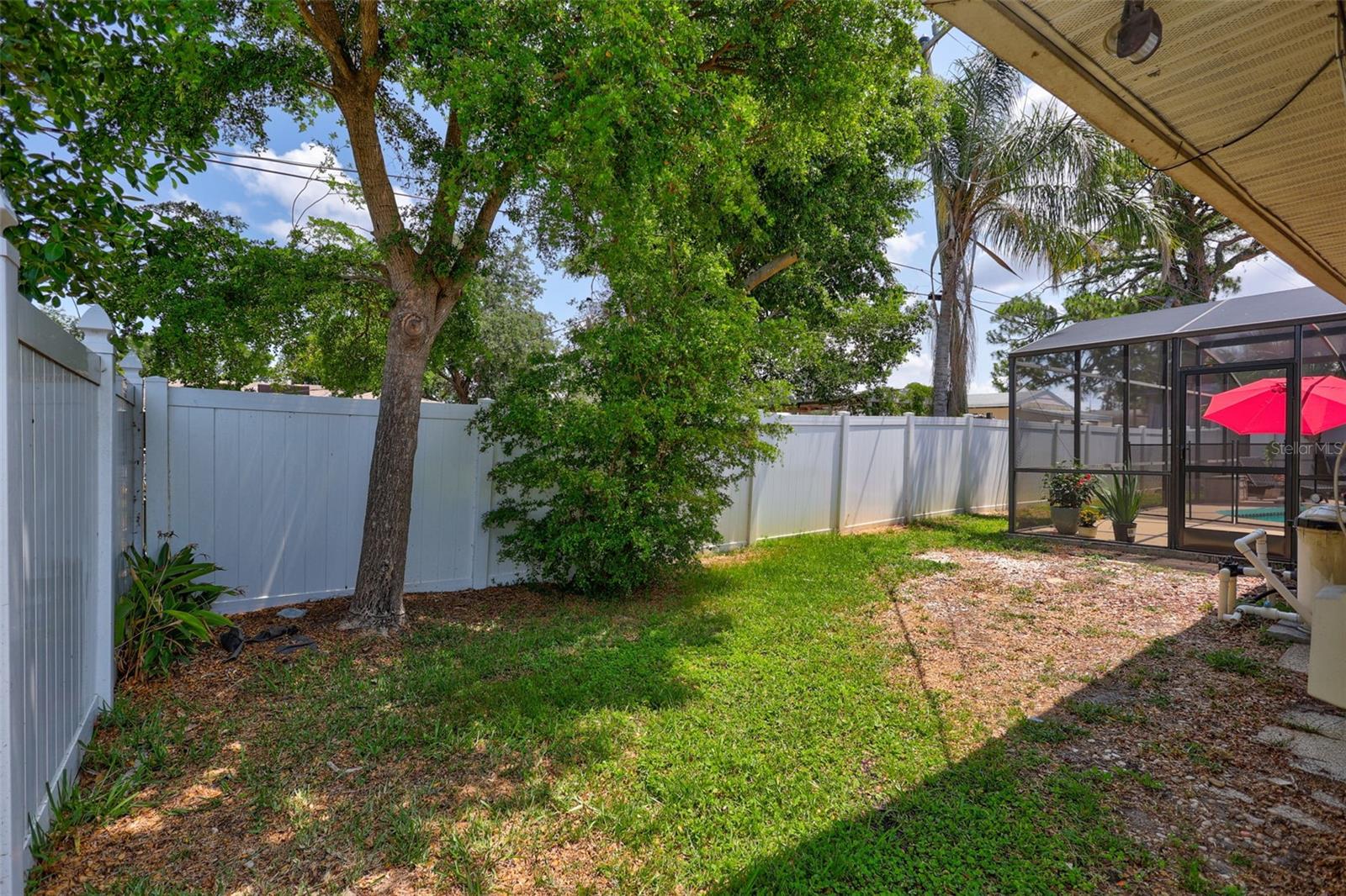 Image 59 of 79 For 5126 15th Avenue W