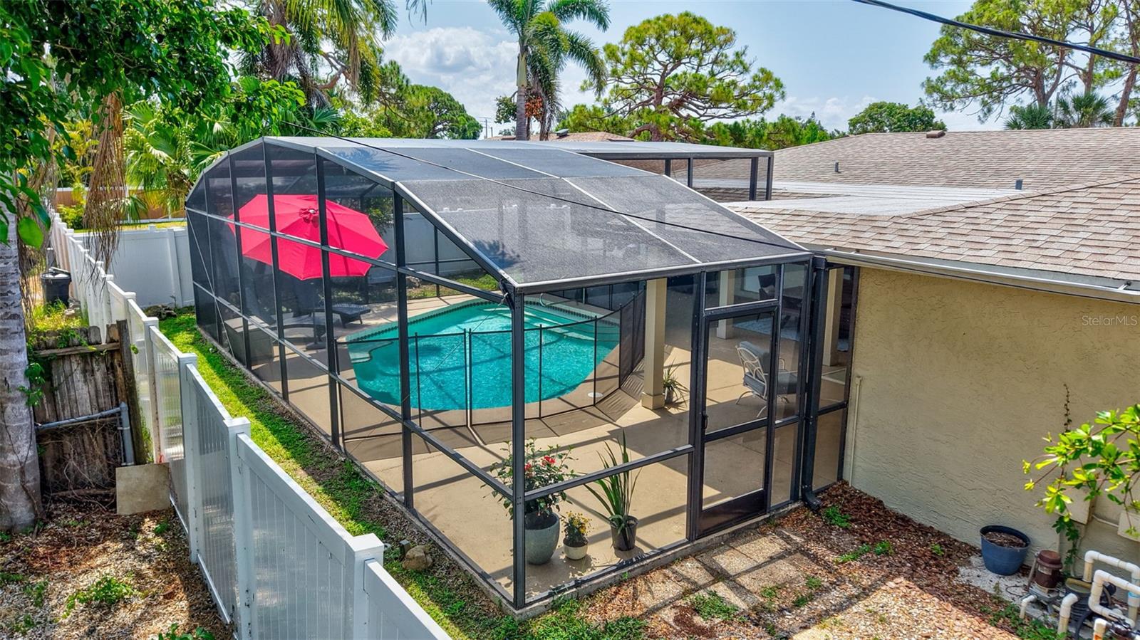 Image 70 of 79 For 5126 15th Avenue W