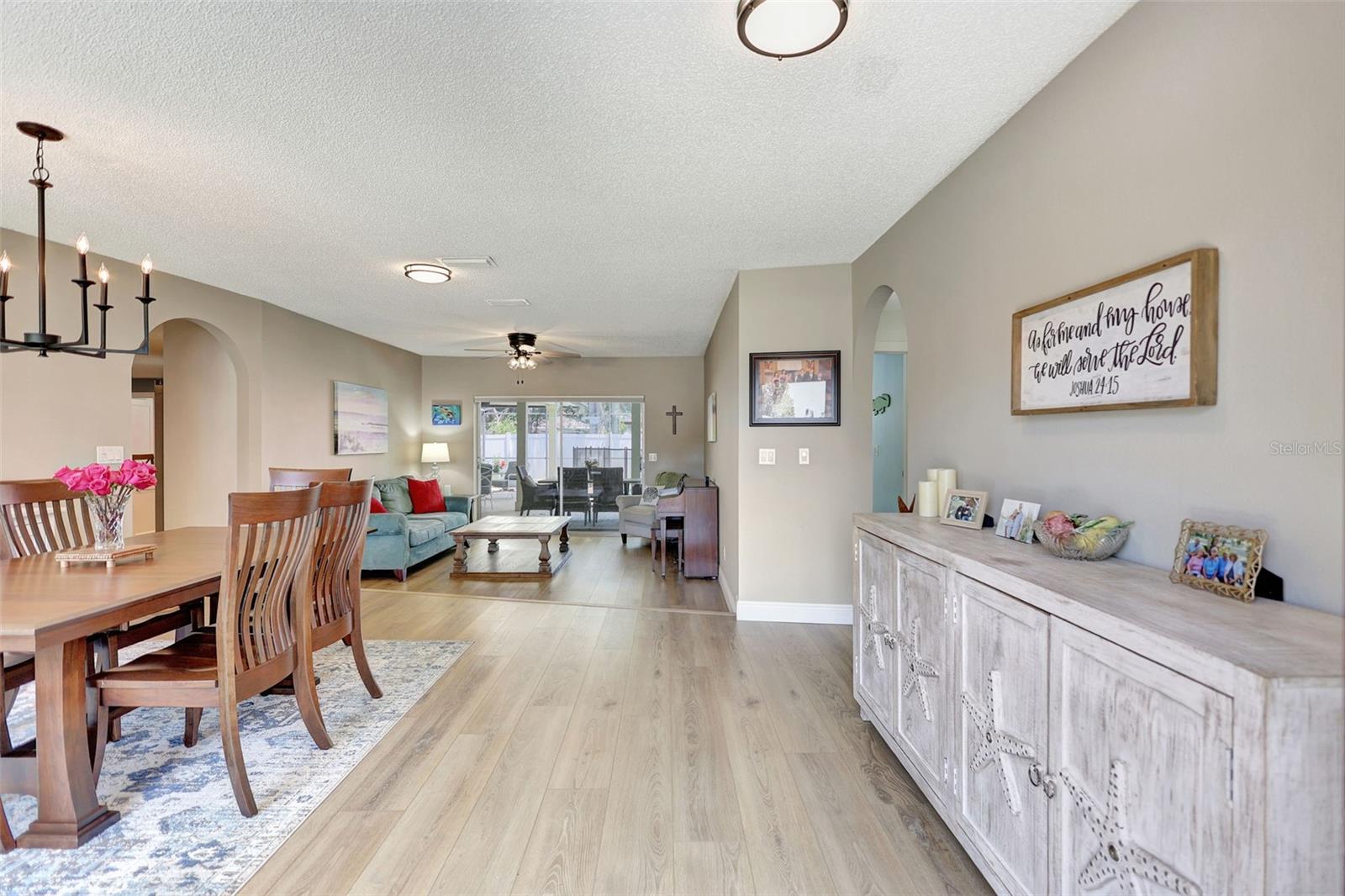 Image 8 of 79 For 5126 15th Avenue W