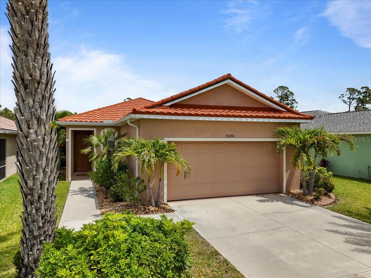 Image 2 of 38 For 13180 Pembroke Circle N