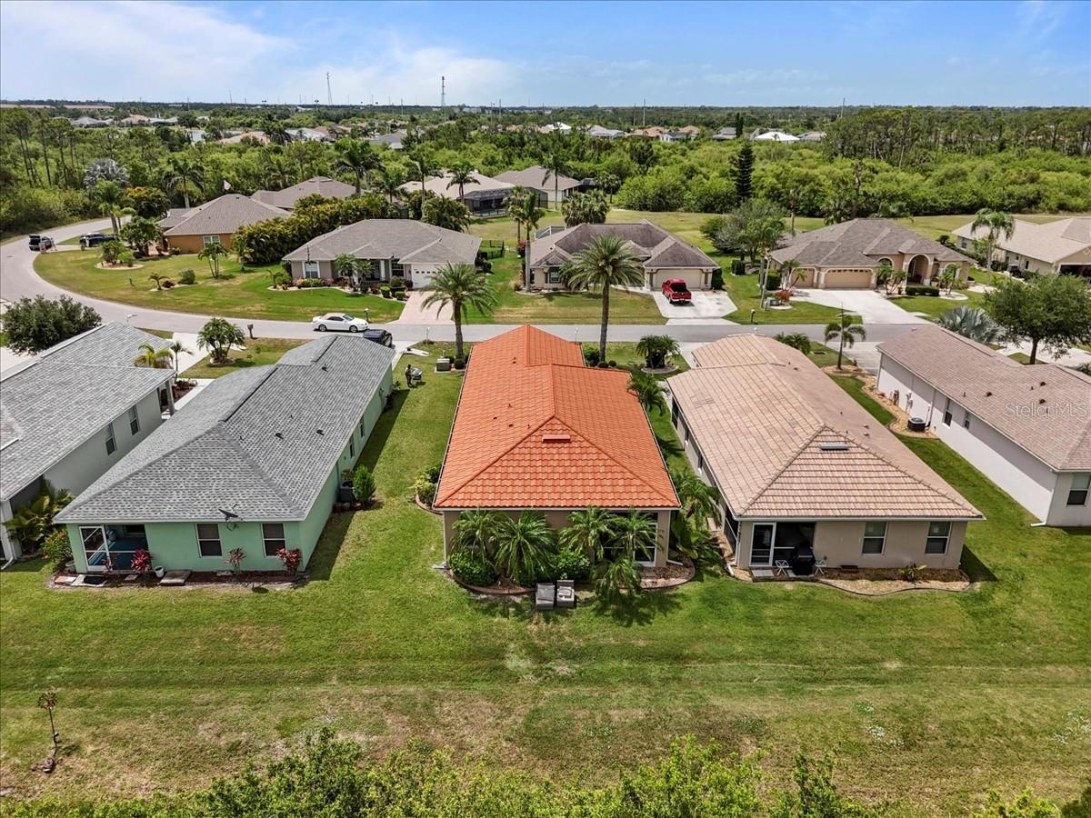 Image 33 of 38 For 13180 Pembroke Circle N