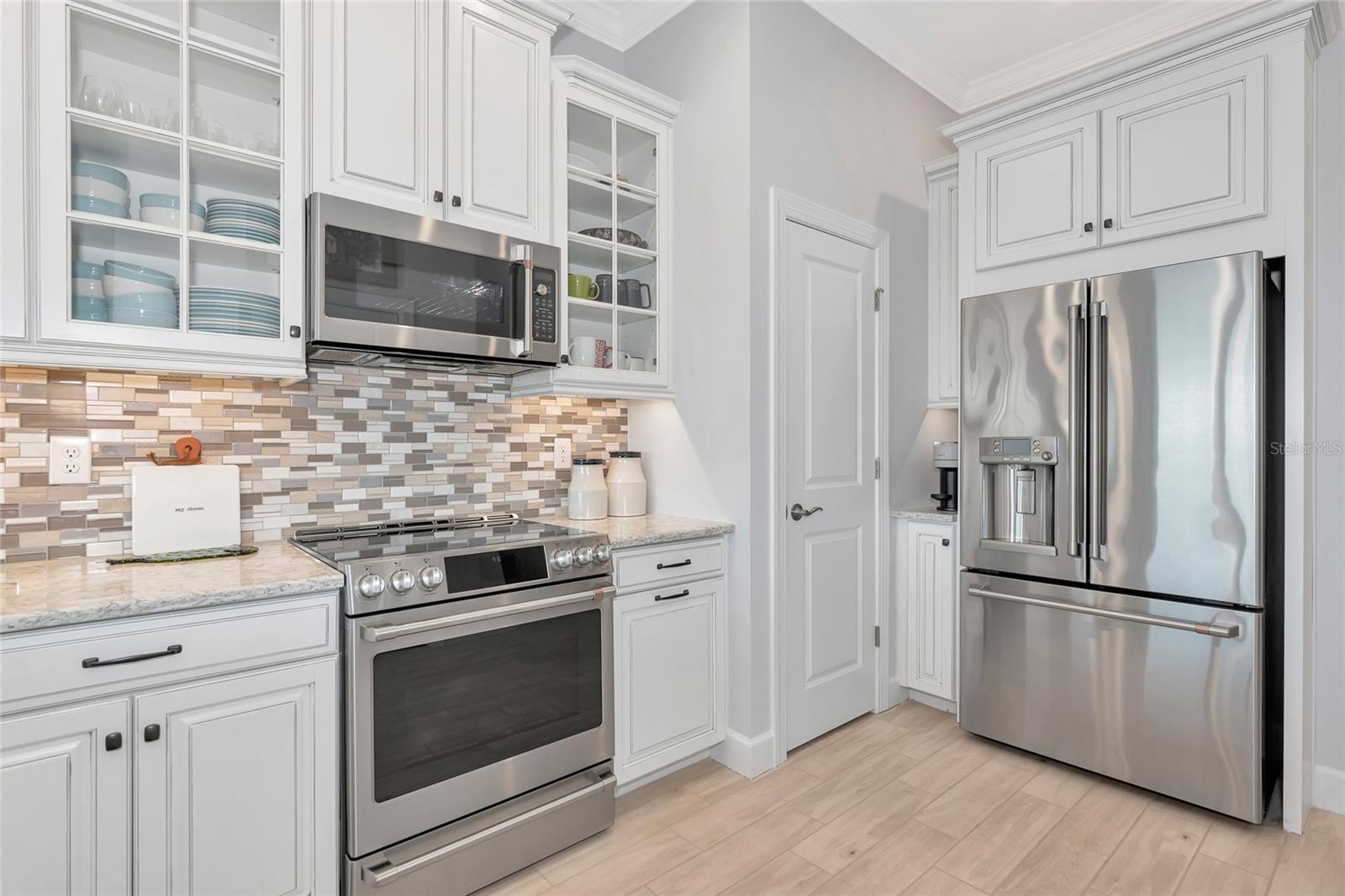 Image 10 of 58 For 5561 Cannes Circle 5101