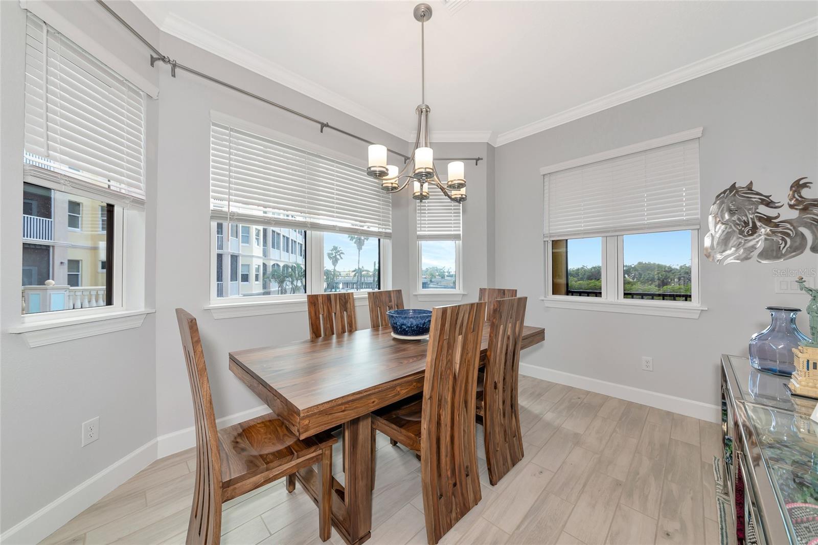 Image 14 of 58 For 5561 Cannes Circle 5101