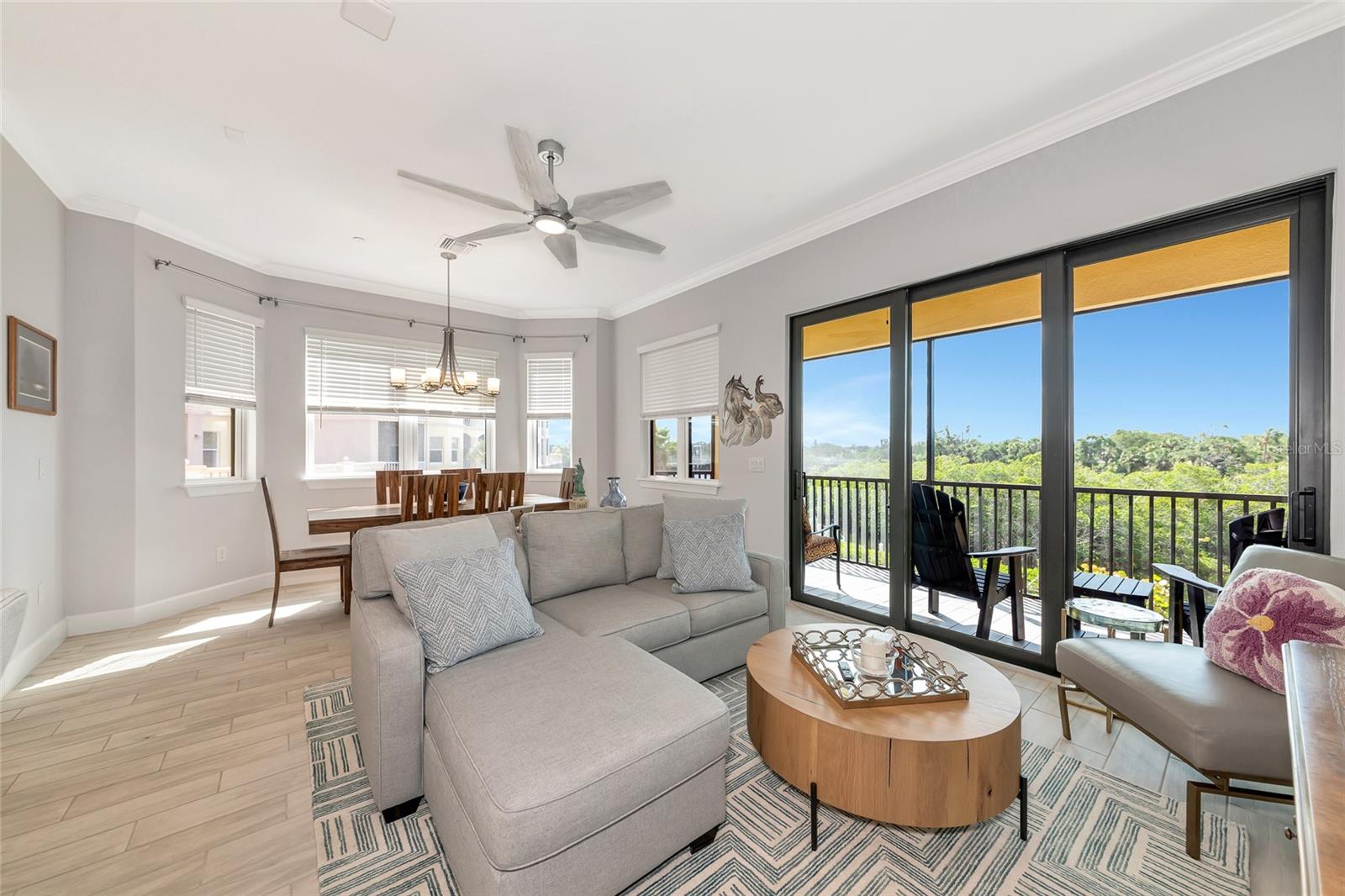 Image 8 of 58 For 5561 Cannes Circle 5101