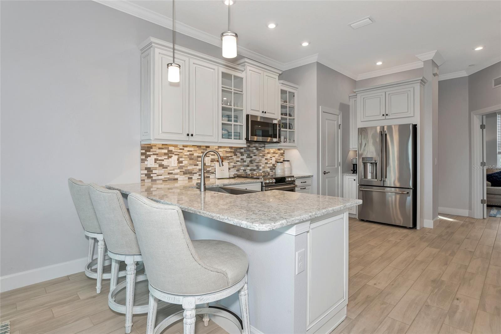 Image 9 of 58 For 5561 Cannes Circle 5101