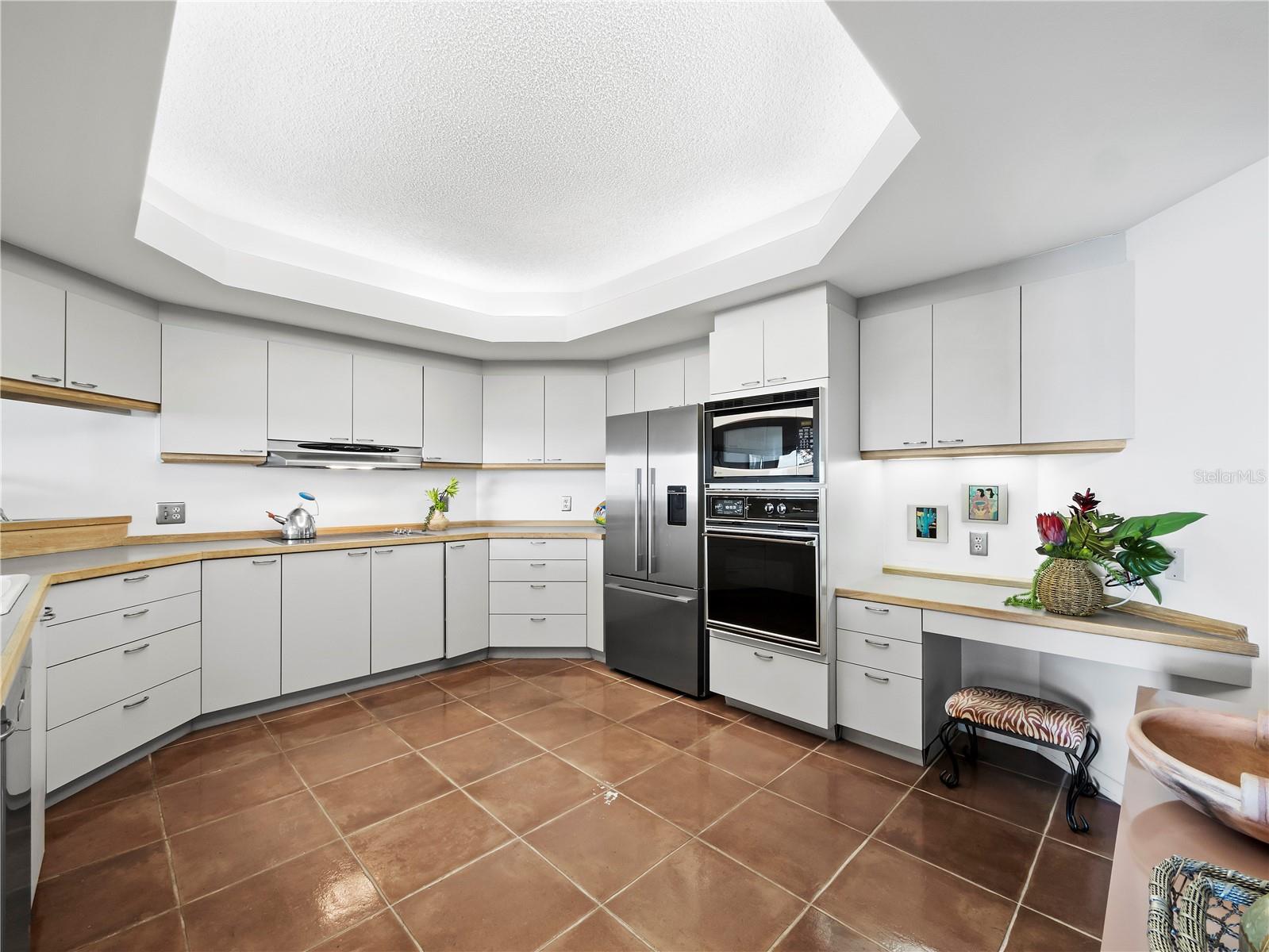 Image 11 of 60 For 2120 Harbourside Drive 617