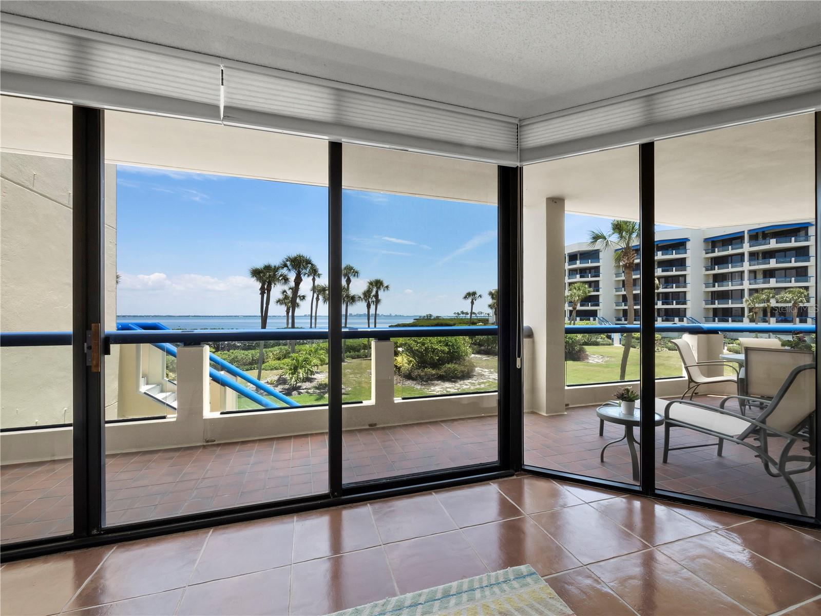 Image 19 of 60 For 2120 Harbourside Drive 617