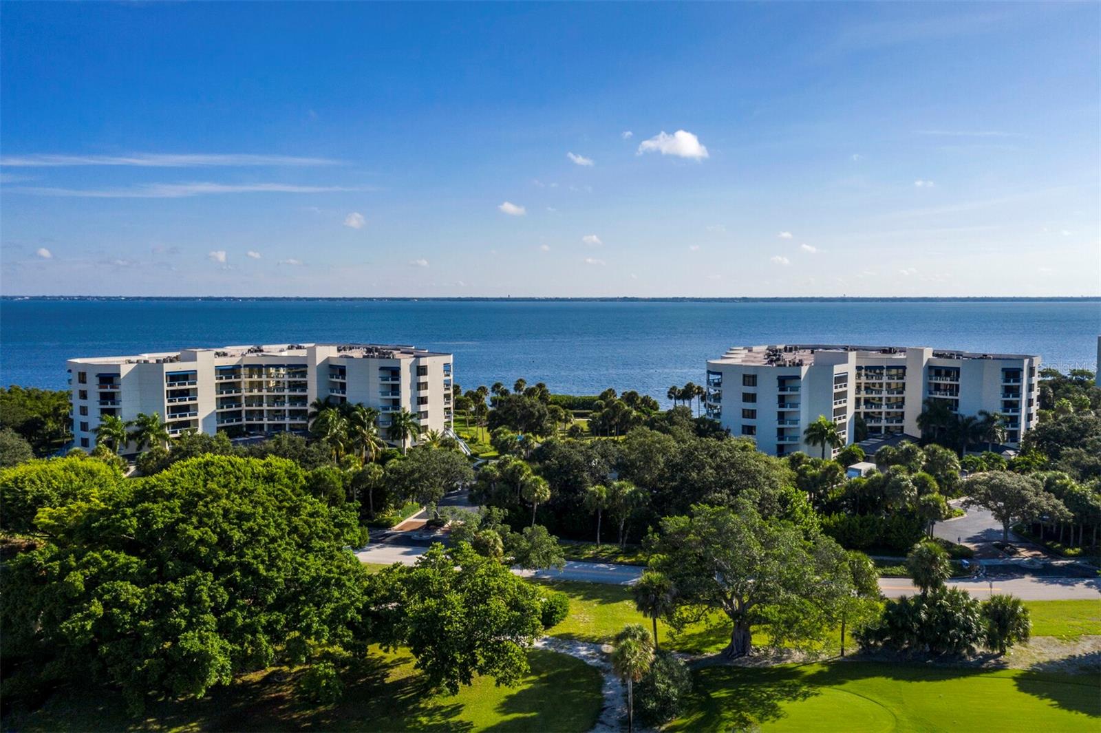 Image 30 of 60 For 2120 Harbourside Drive 617