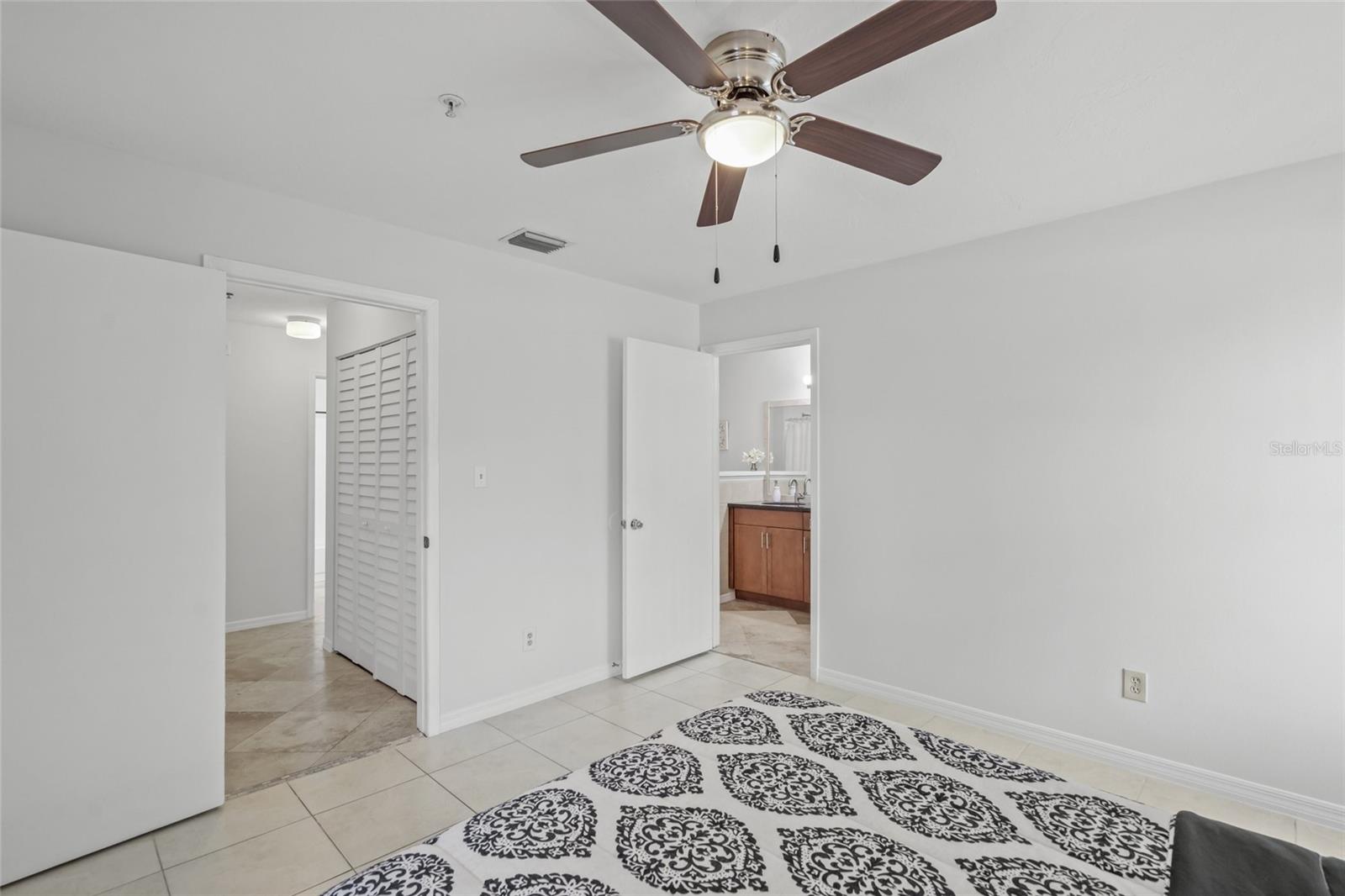 Image 17 of 48 For 4037 Crockers Lake Boulevard 17