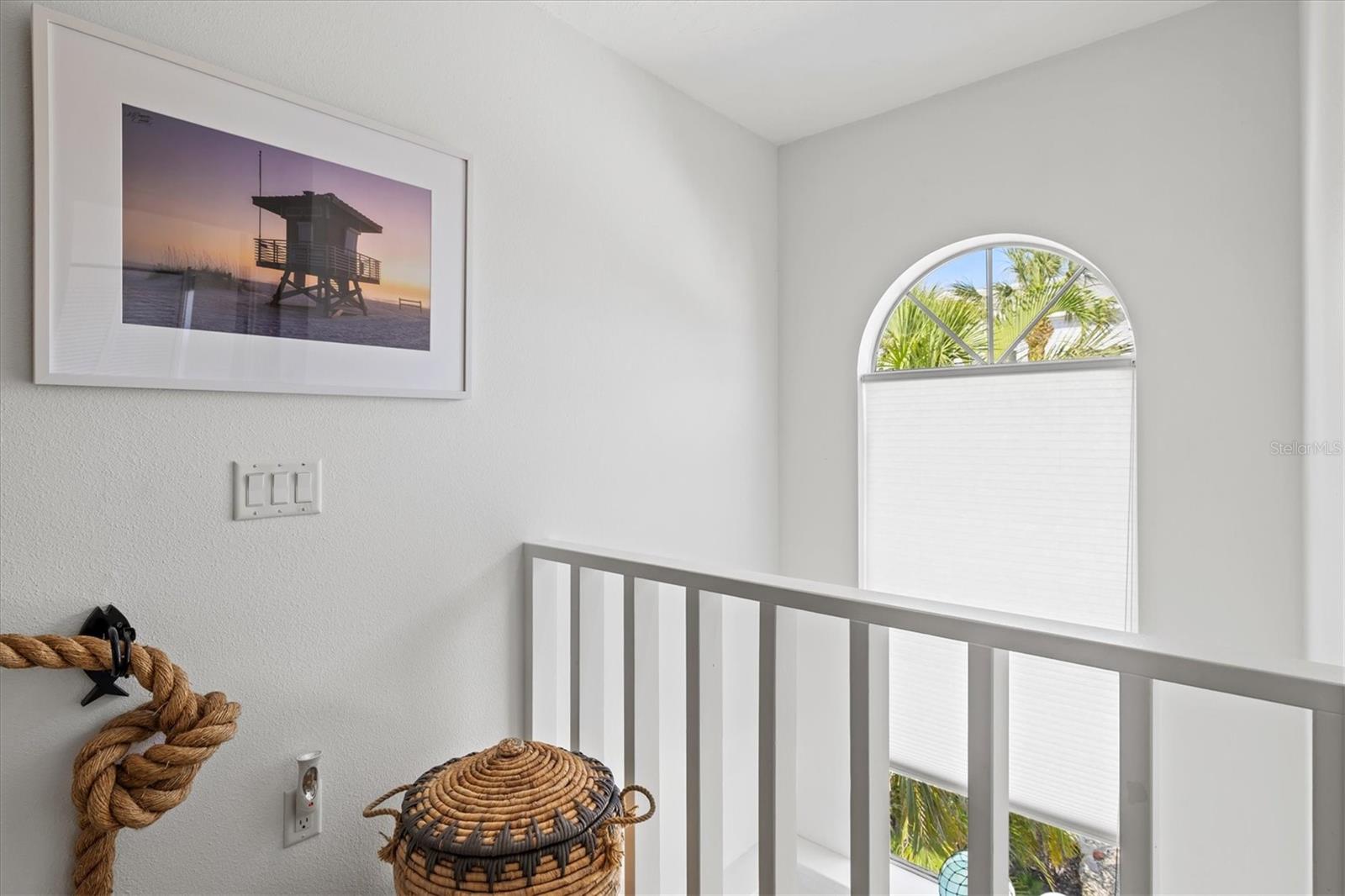 Image 33 of 89 For 6250 Holmes Boulevard 63