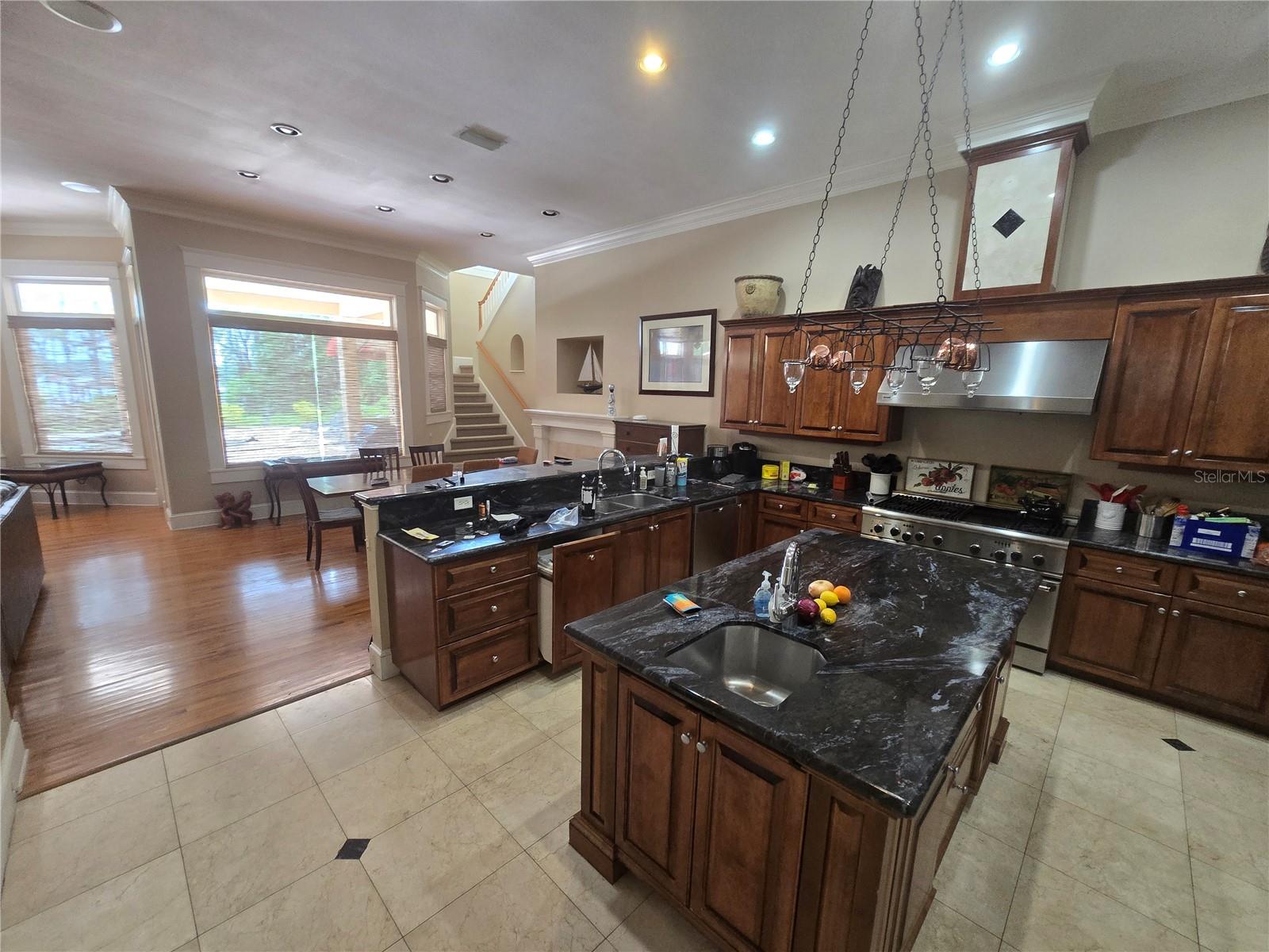 Listing photo id 10 for 7732 Mobley Road