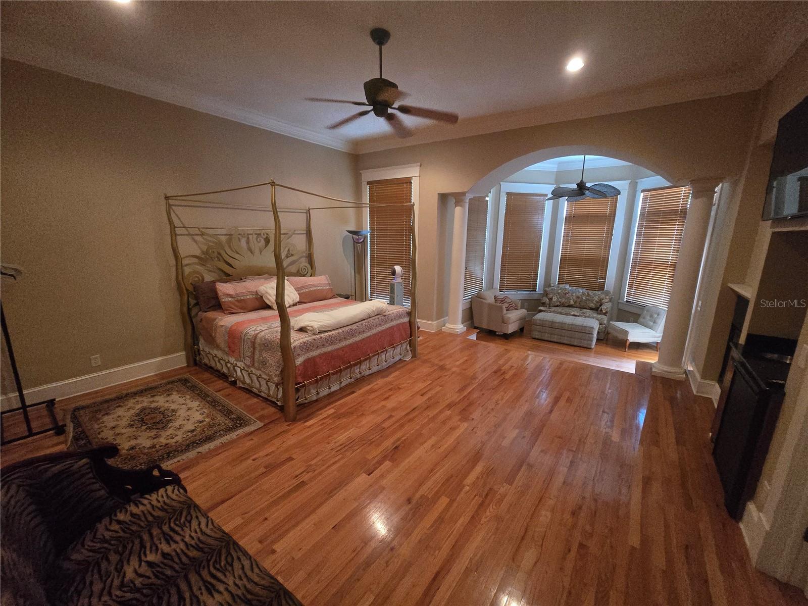 Listing photo id 13 for 7732 Mobley Road