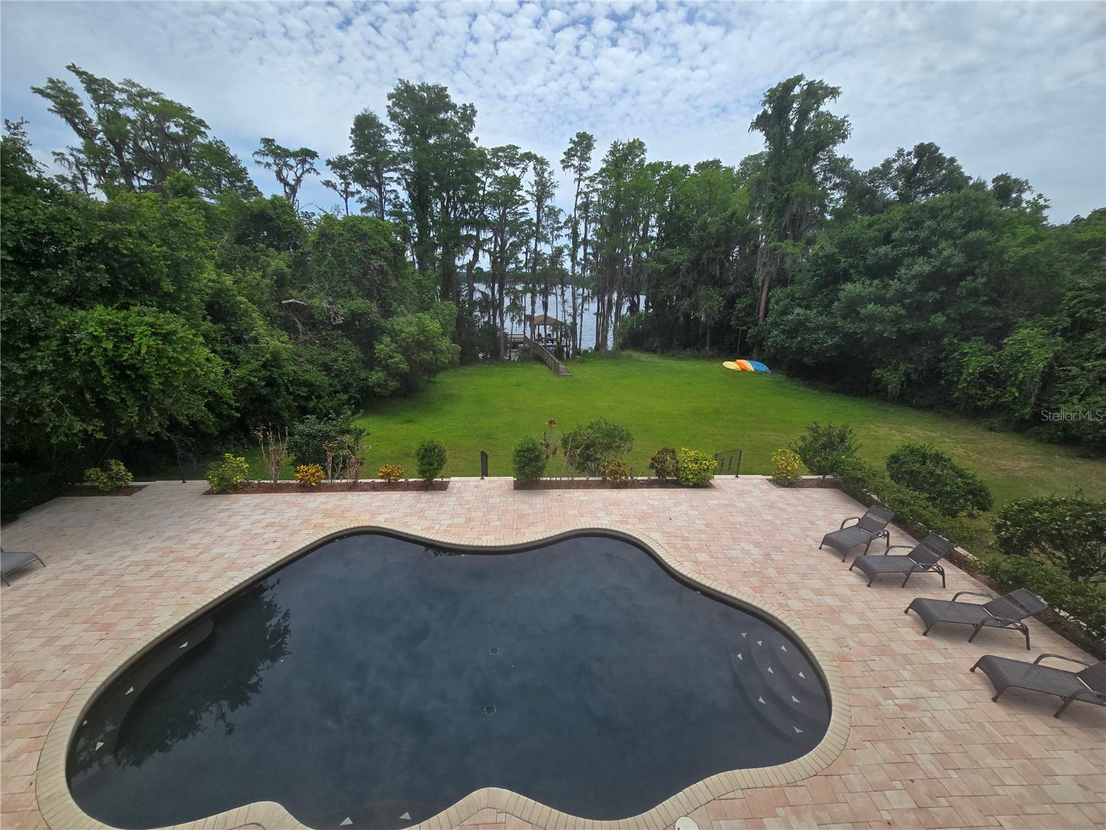 Listing photo id 1 for 7732 Mobley Road