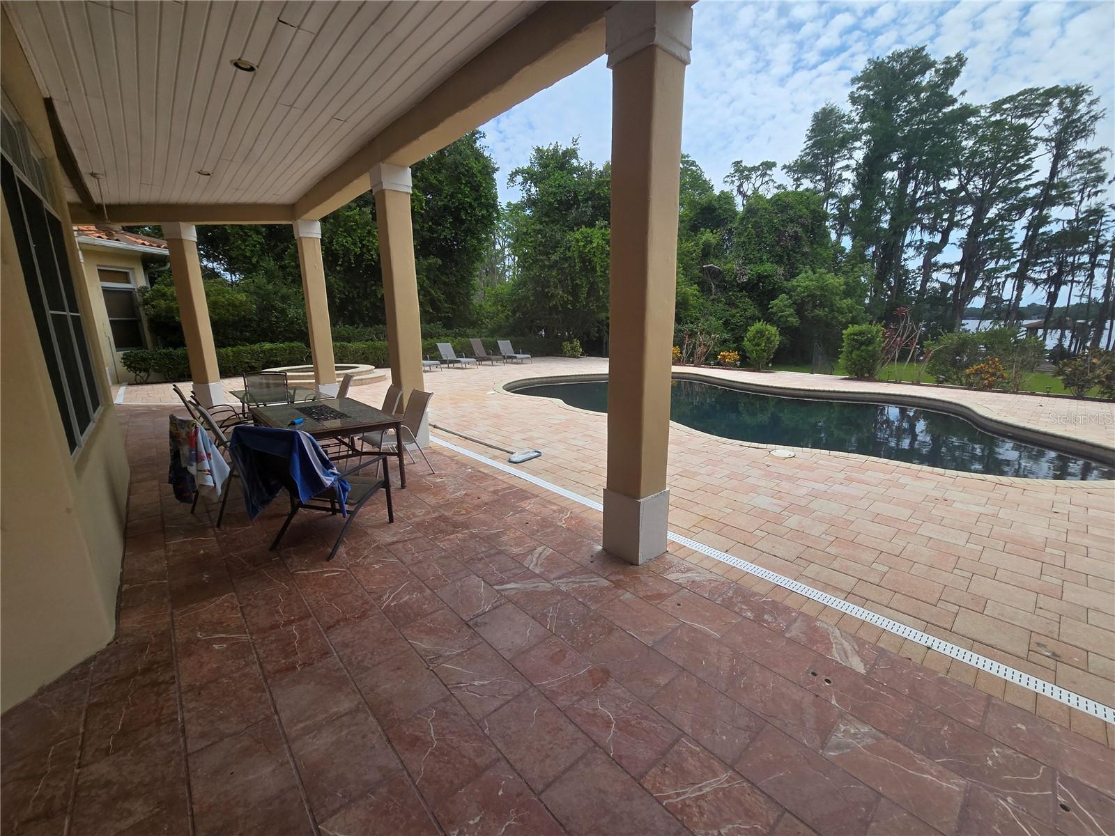 Listing photo id 35 for 7732 Mobley Road
