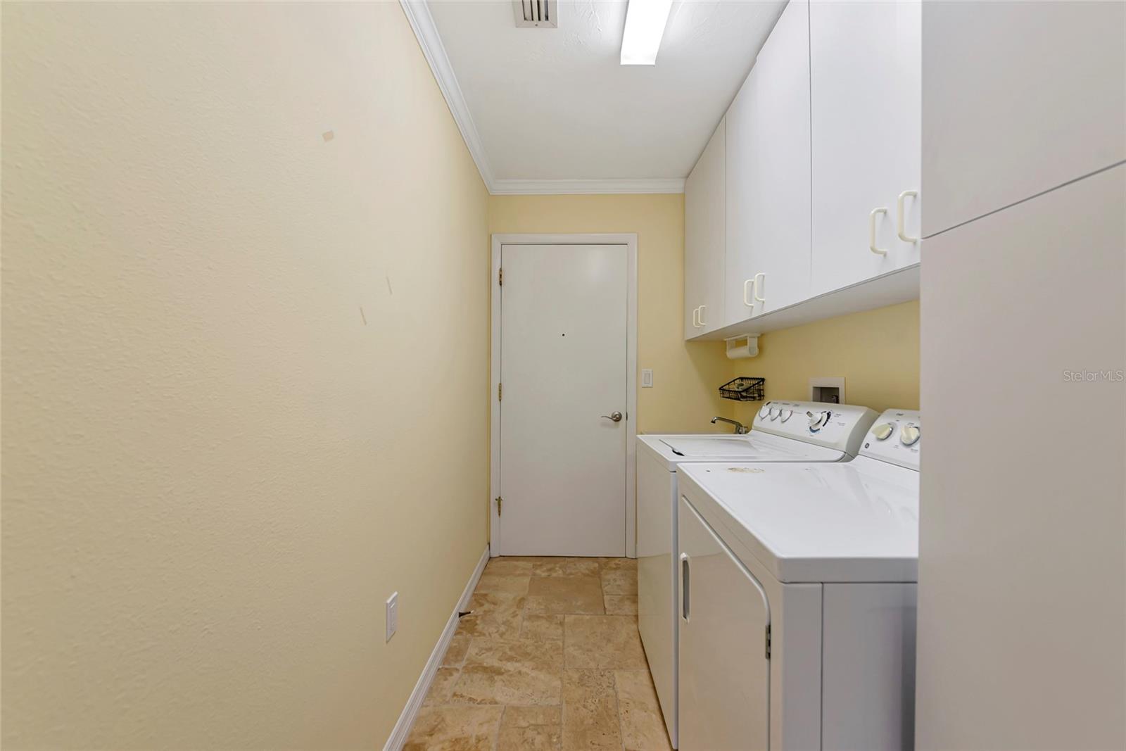 Image 34 of 40 For 4471 Atwood Cay Circle 13