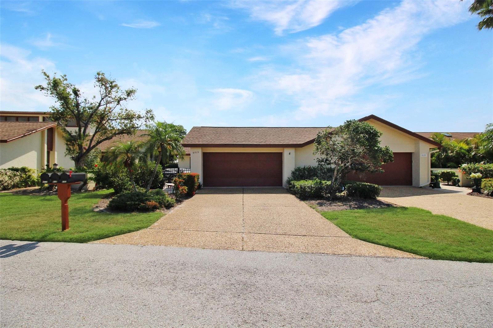 Details for 6019 Courtside Drive, BRADENTON, FL 34210