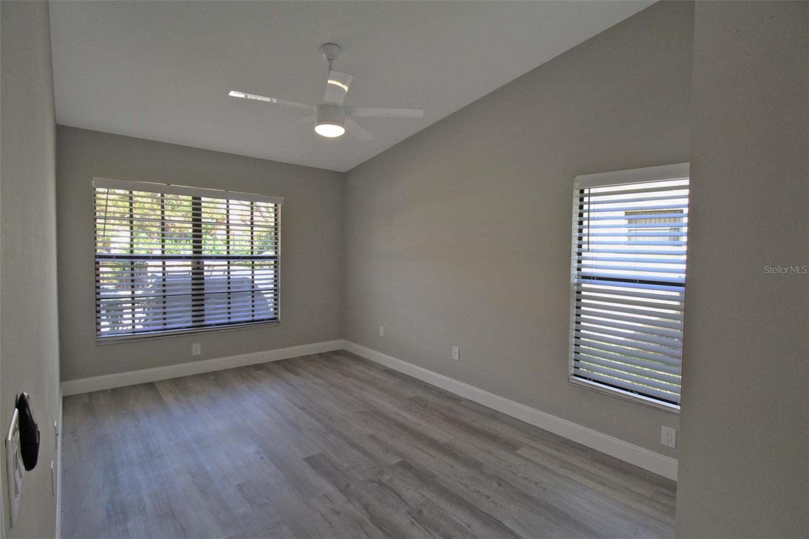 Image 17 of 33 For 6019 Courtside Drive