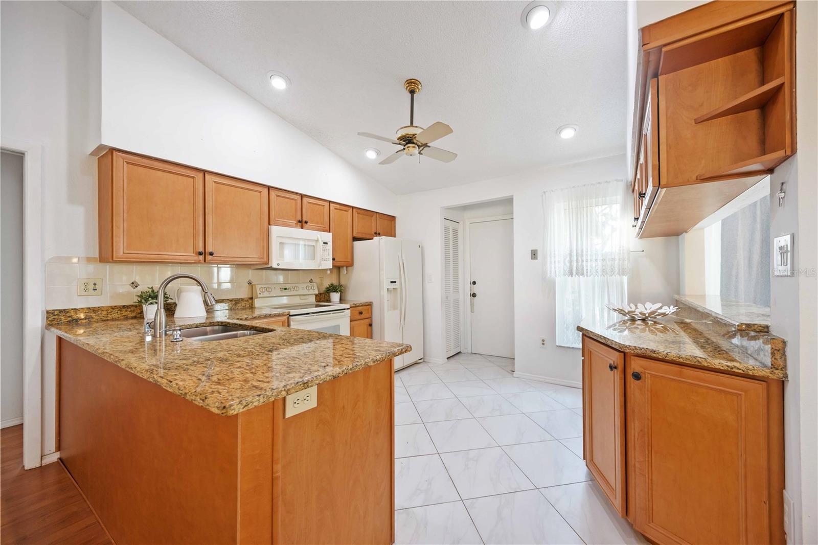 Image 12 of 36 For 6675 Easton Drive