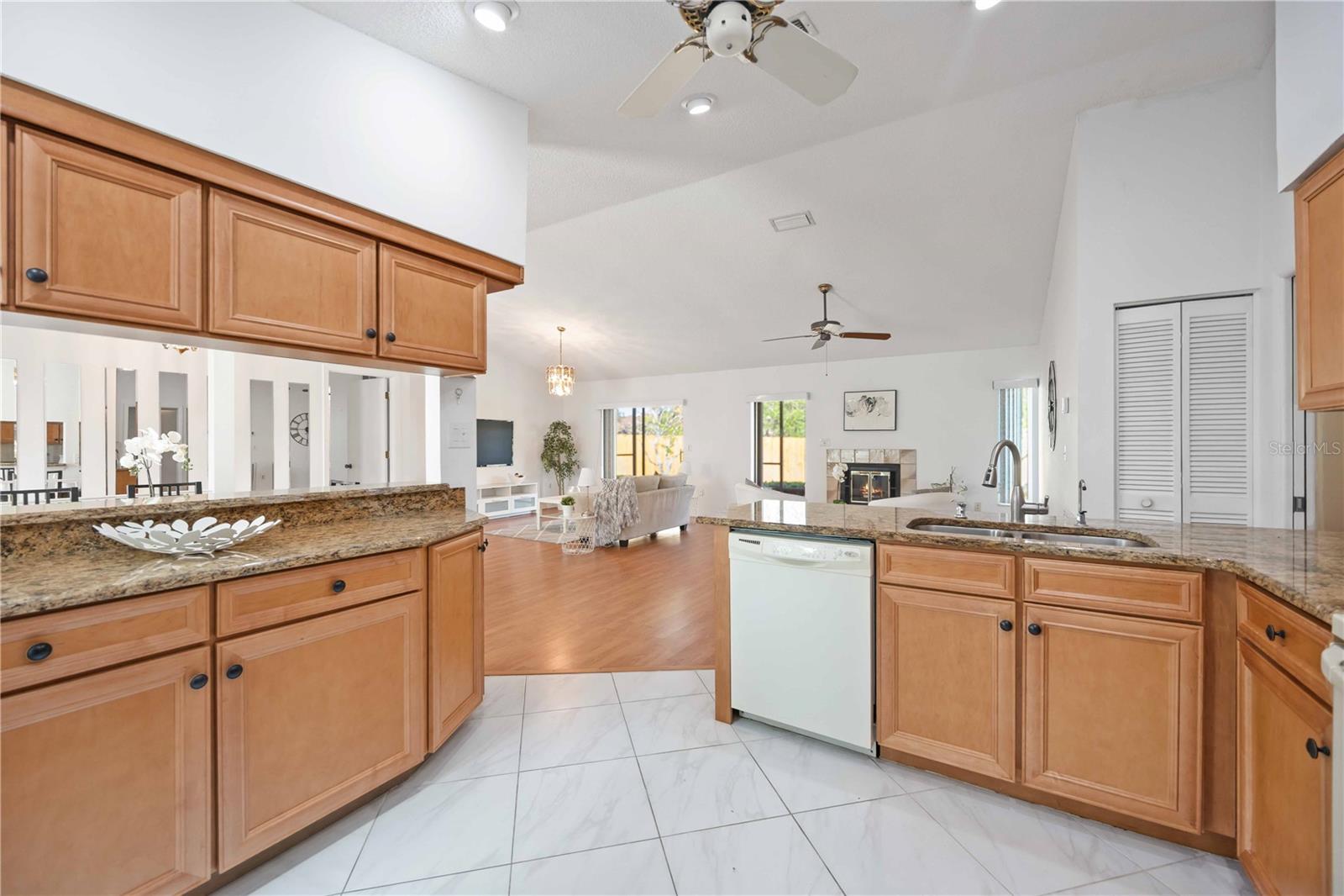 Image 15 of 36 For 6675 Easton Drive