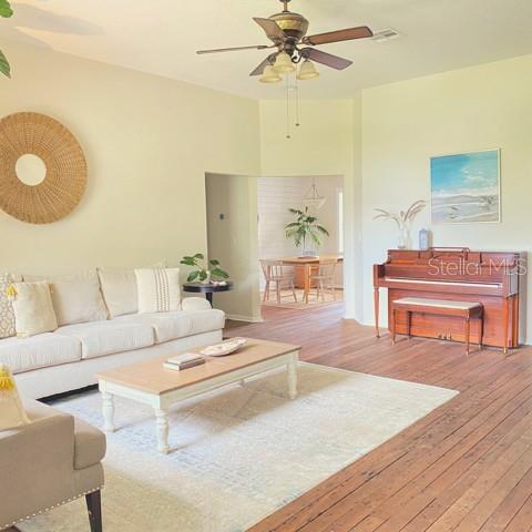 Image 7 of 13 For 6715 2nd Avenue Circle W
