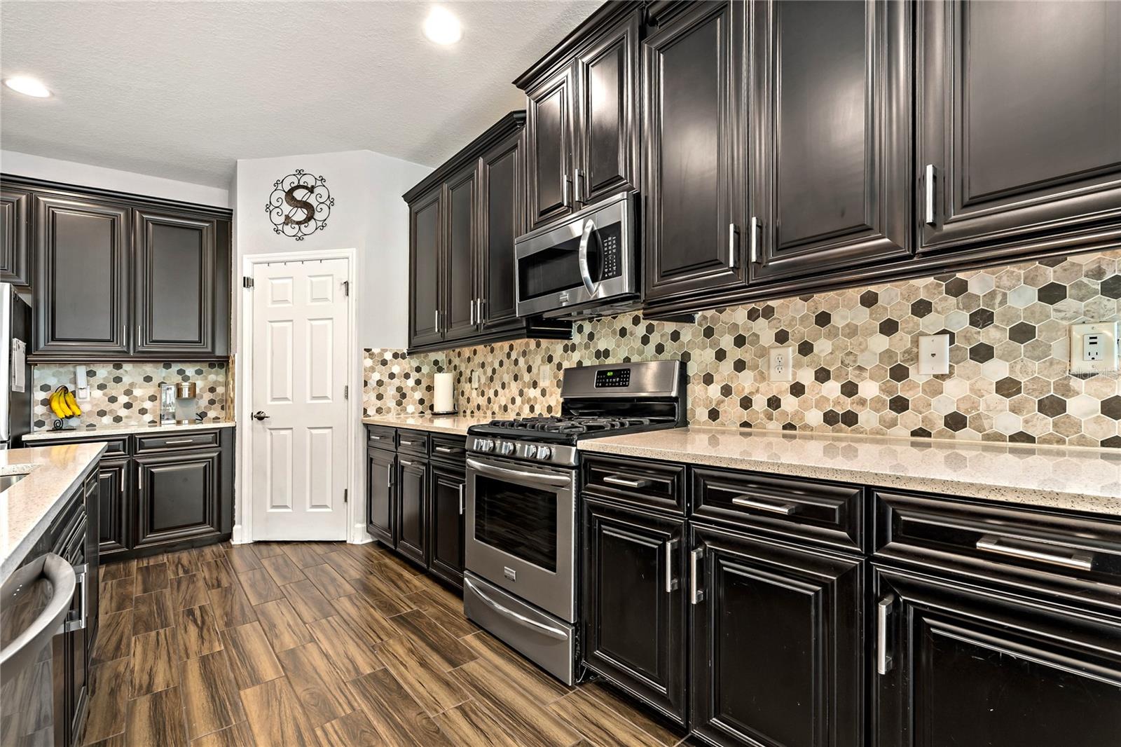 Image 10 of 78 For 5805 49th Court E