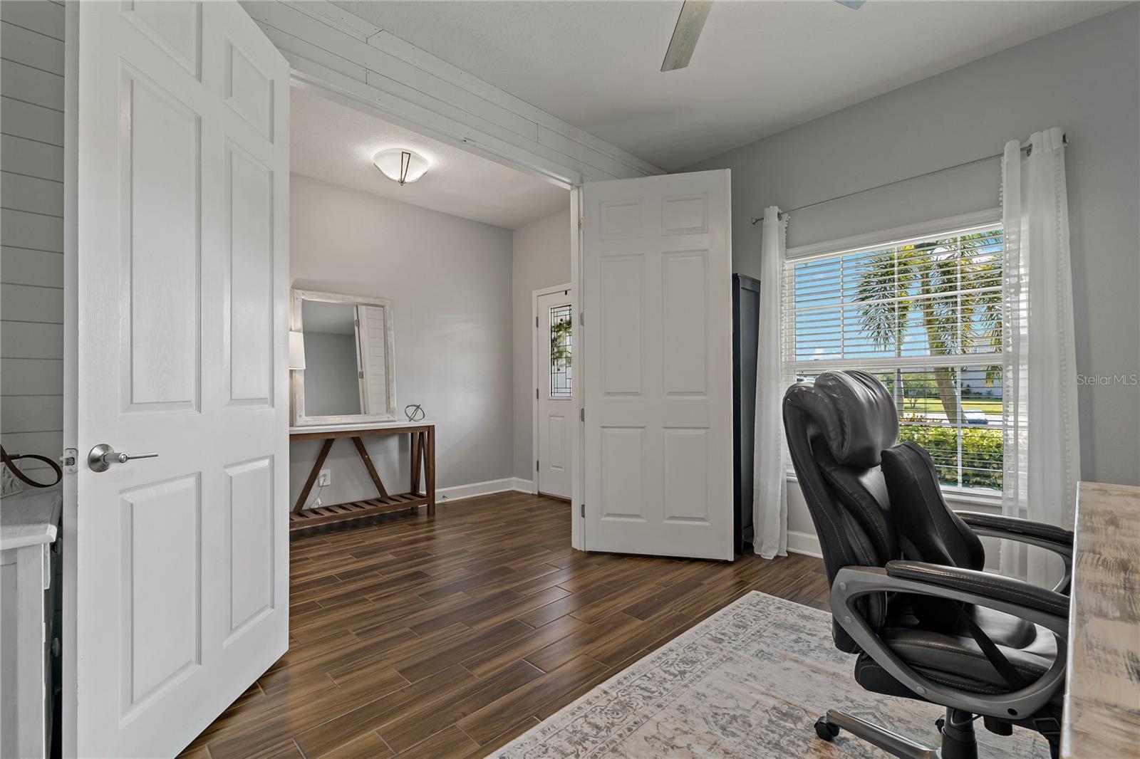 Image 8 of 78 For 5805 49th Court E