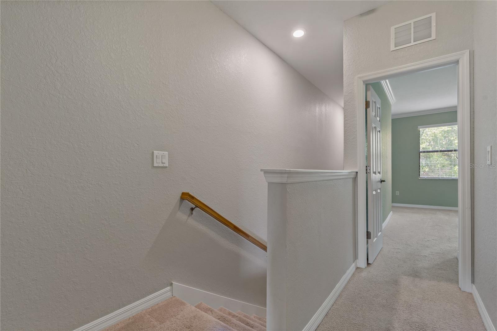 Listing photo id 11 for 7275 Ketch Place