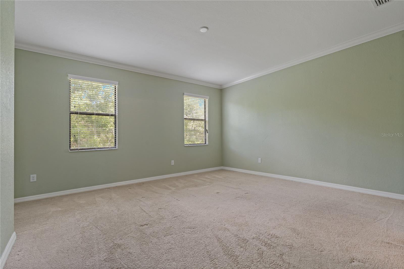 Listing photo id 12 for 7275 Ketch Place