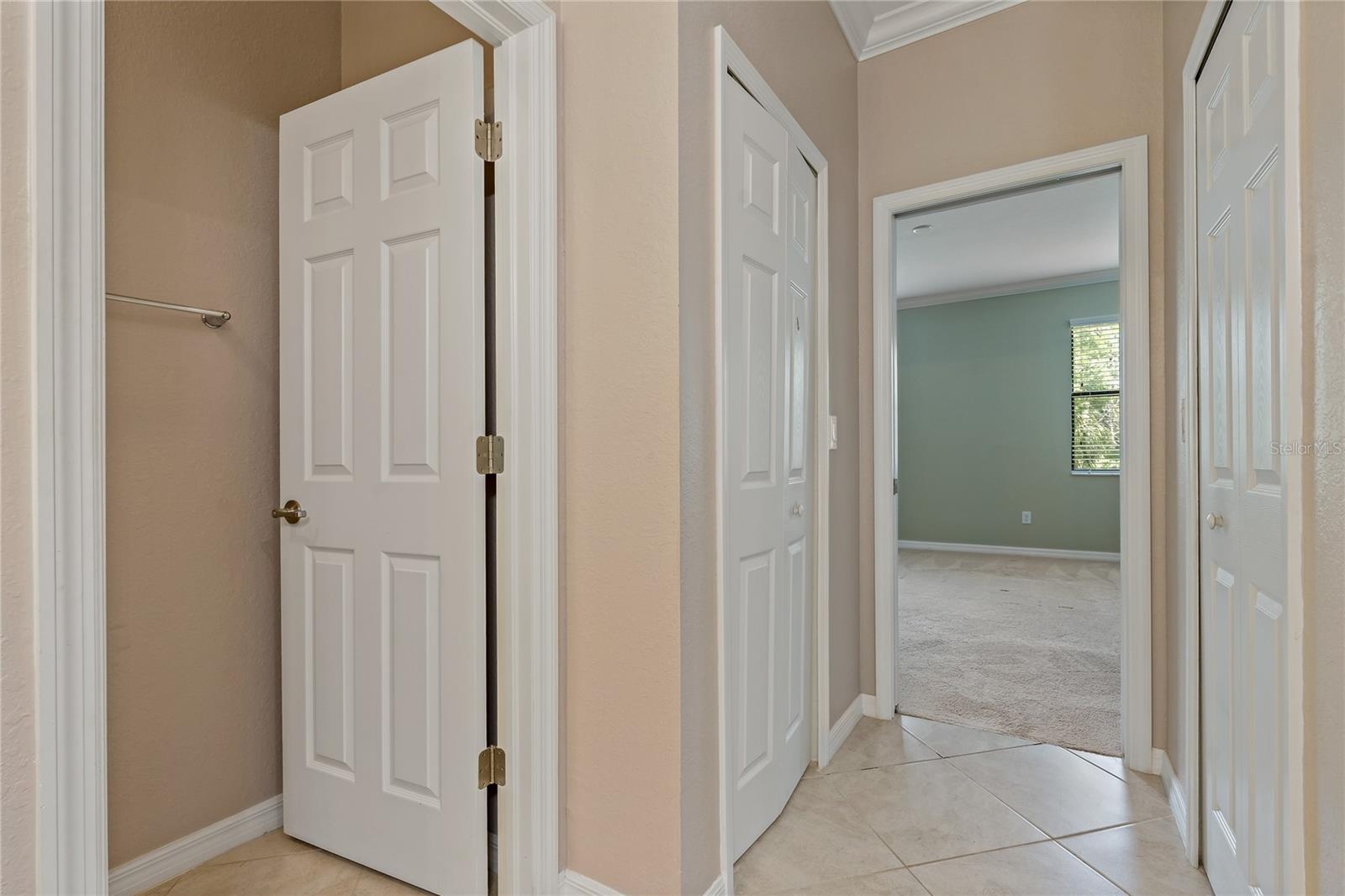 Listing photo id 16 for 7275 Ketch Place