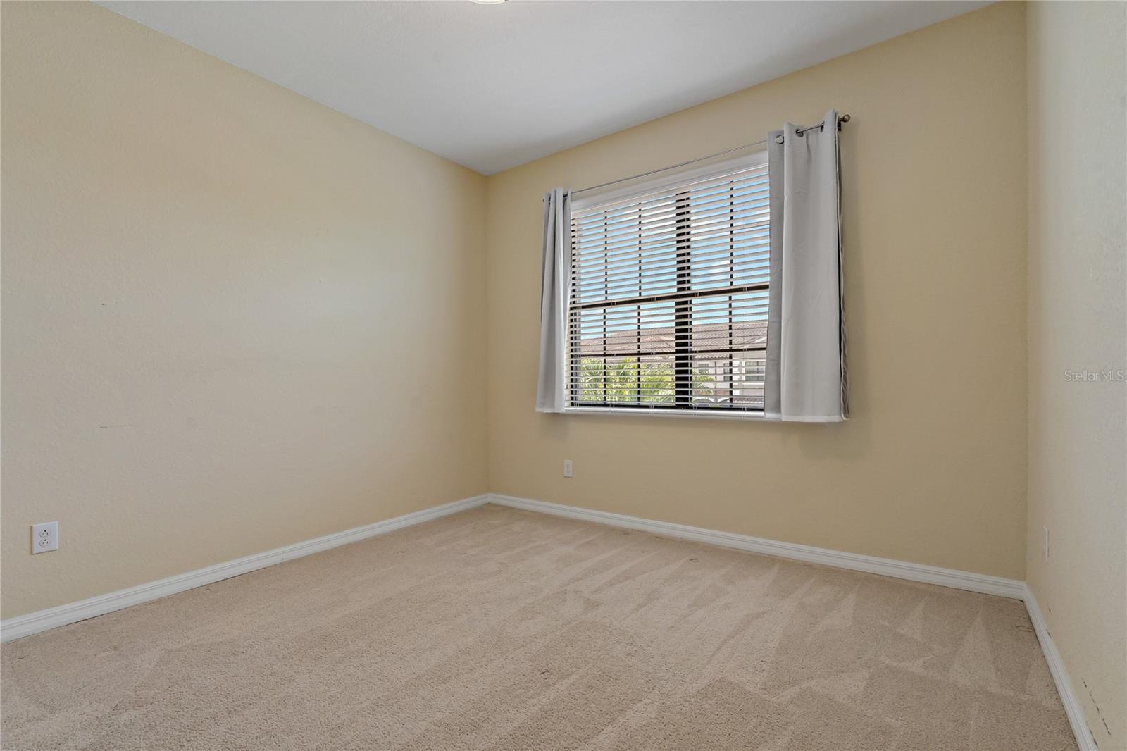 Listing photo id 22 for 7275 Ketch Place