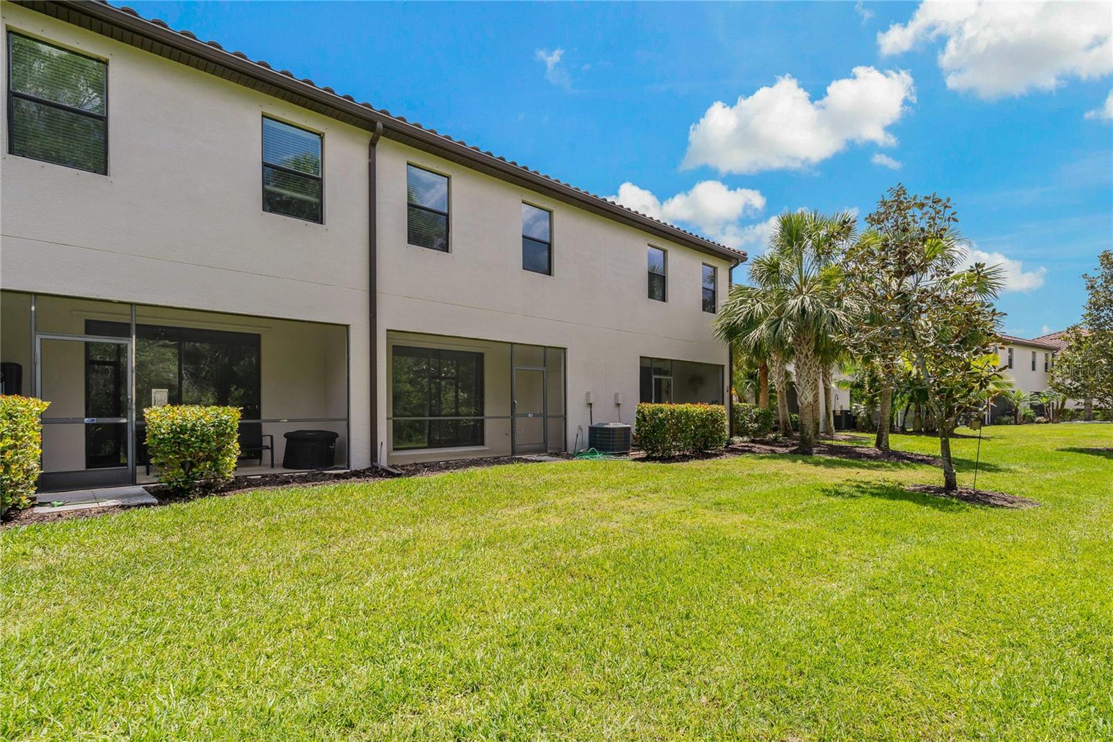 Listing photo id 28 for 7275 Ketch Place