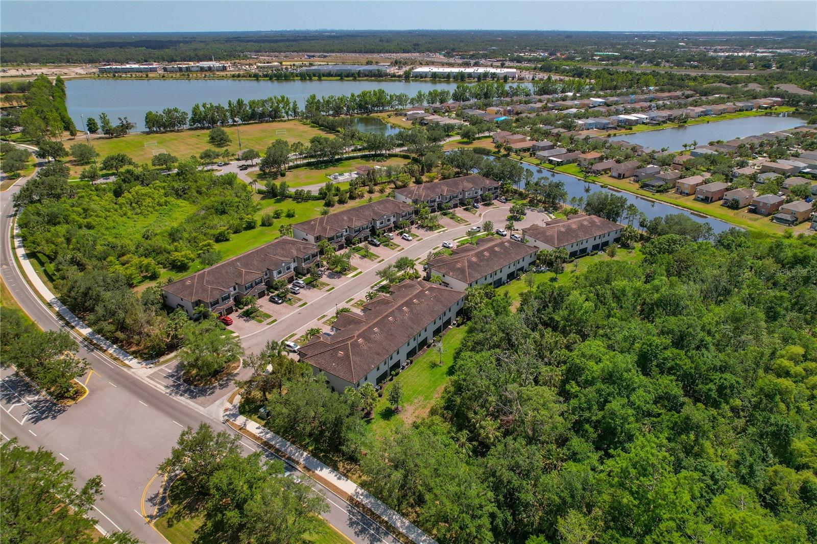 Listing photo id 33 for 7275 Ketch Place