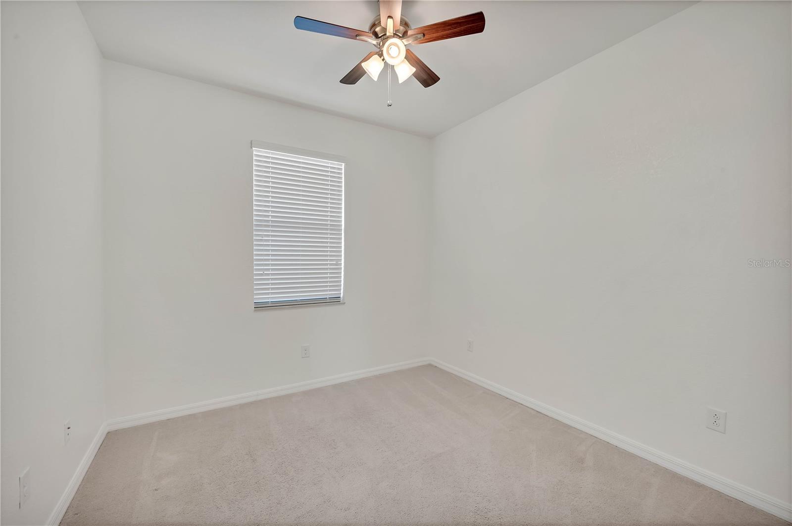 Image 13 of 37 For 17010 Blue Ridge Place