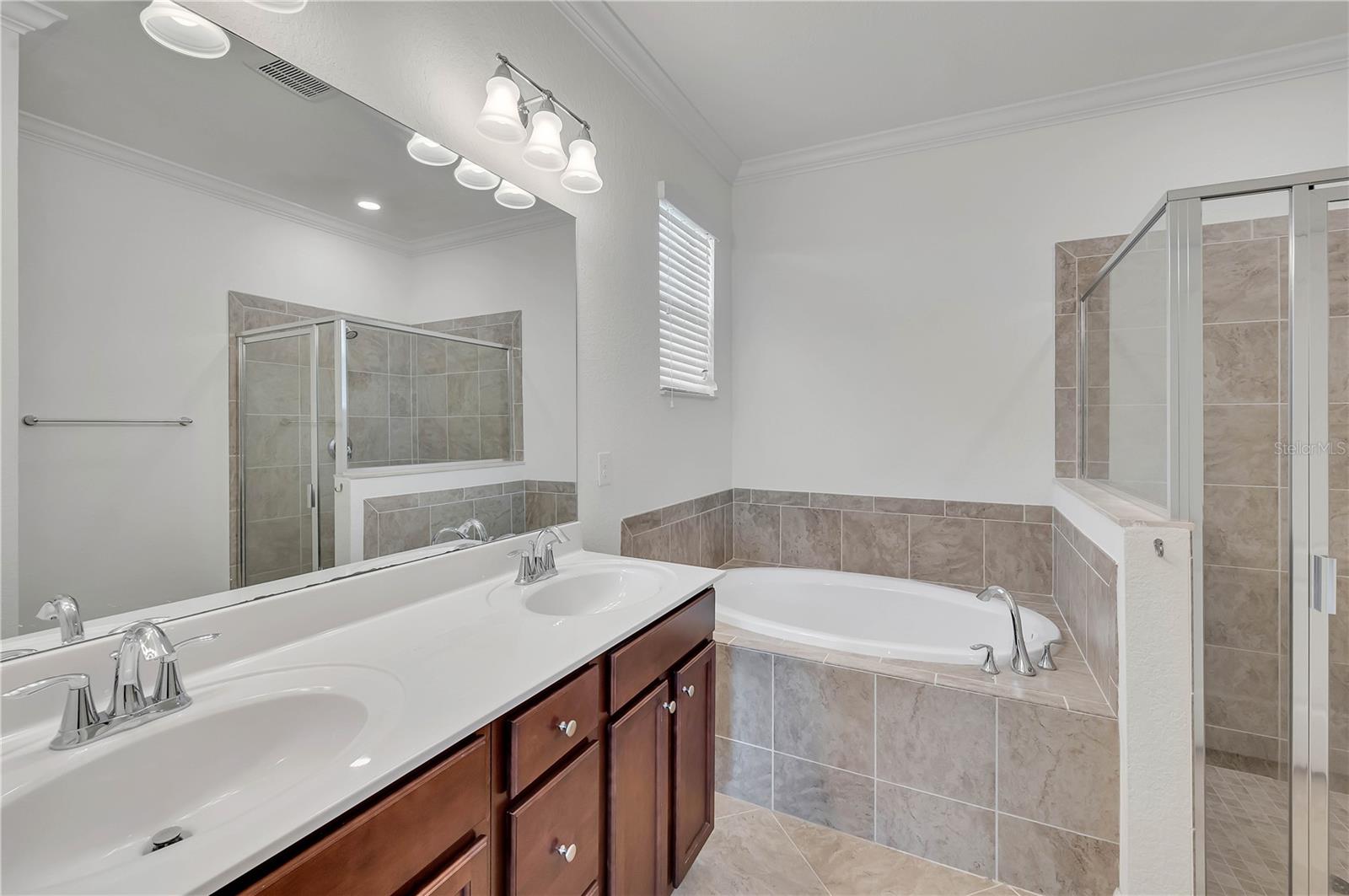 Image 17 of 37 For 17010 Blue Ridge Place