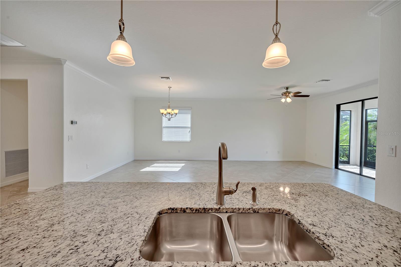Image 7 of 37 For 17010 Blue Ridge Place